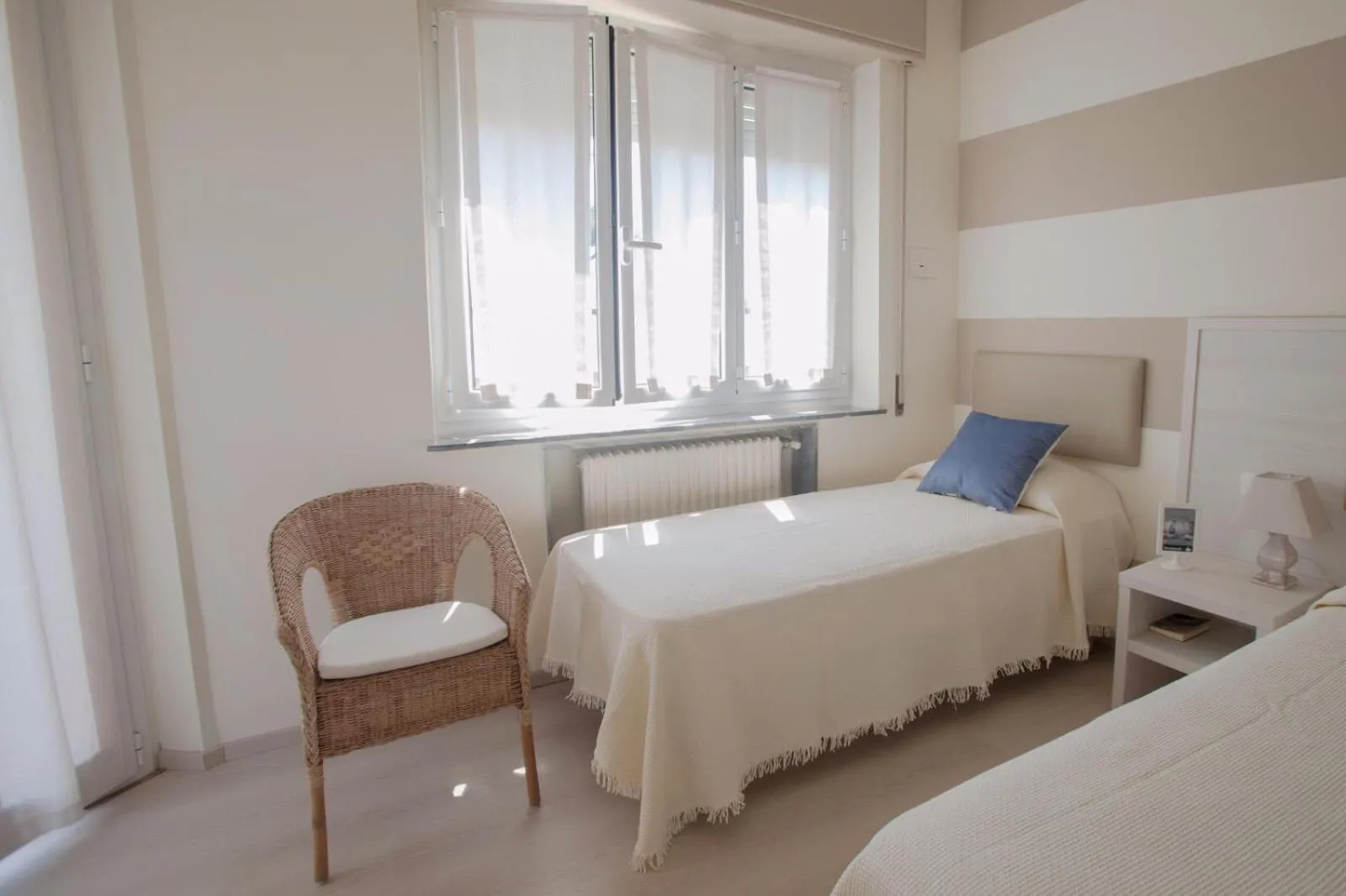 Bed in Locanda Kon Tiki