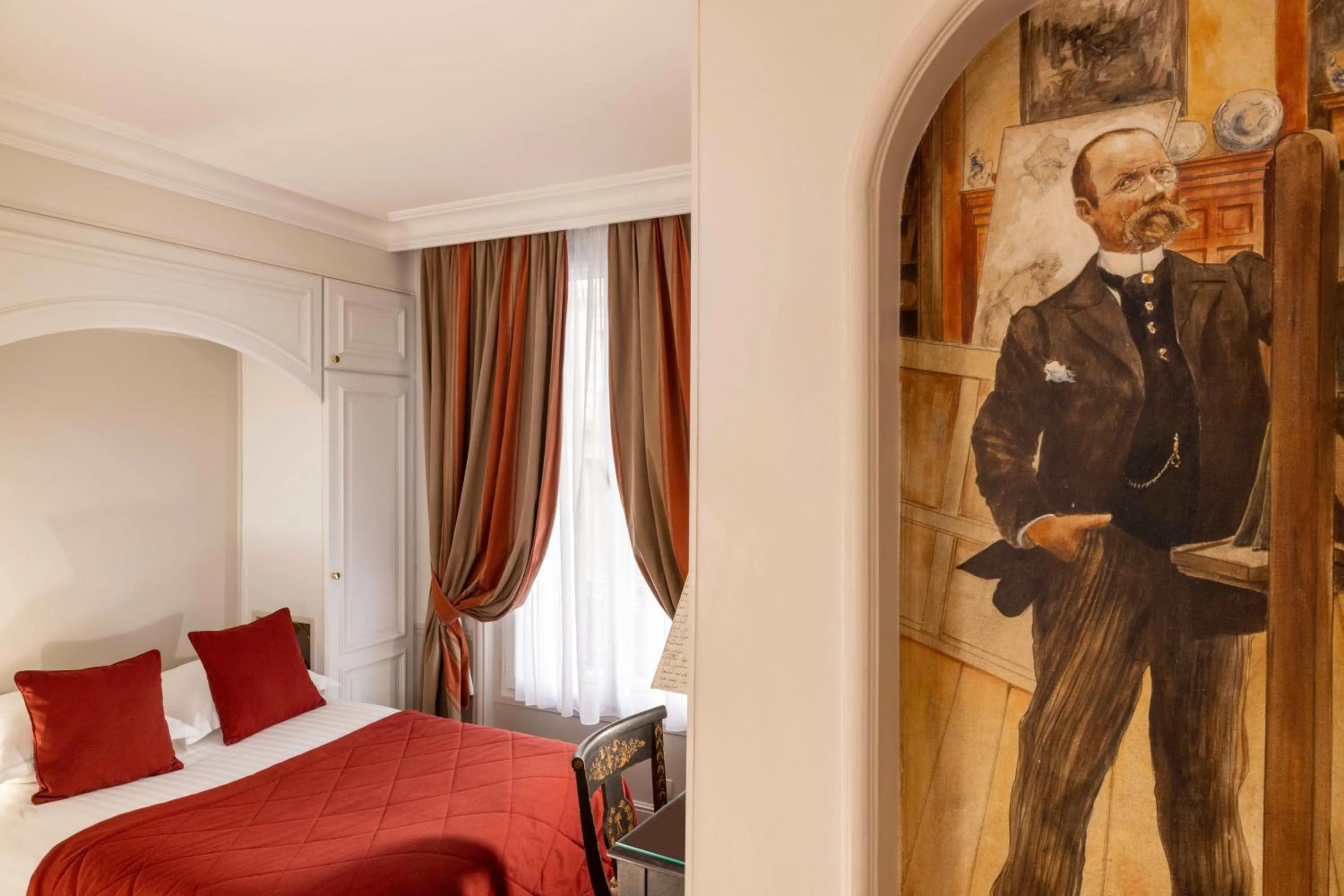 Bedroom, Bed in Hotel & Spa Saint-Jacques