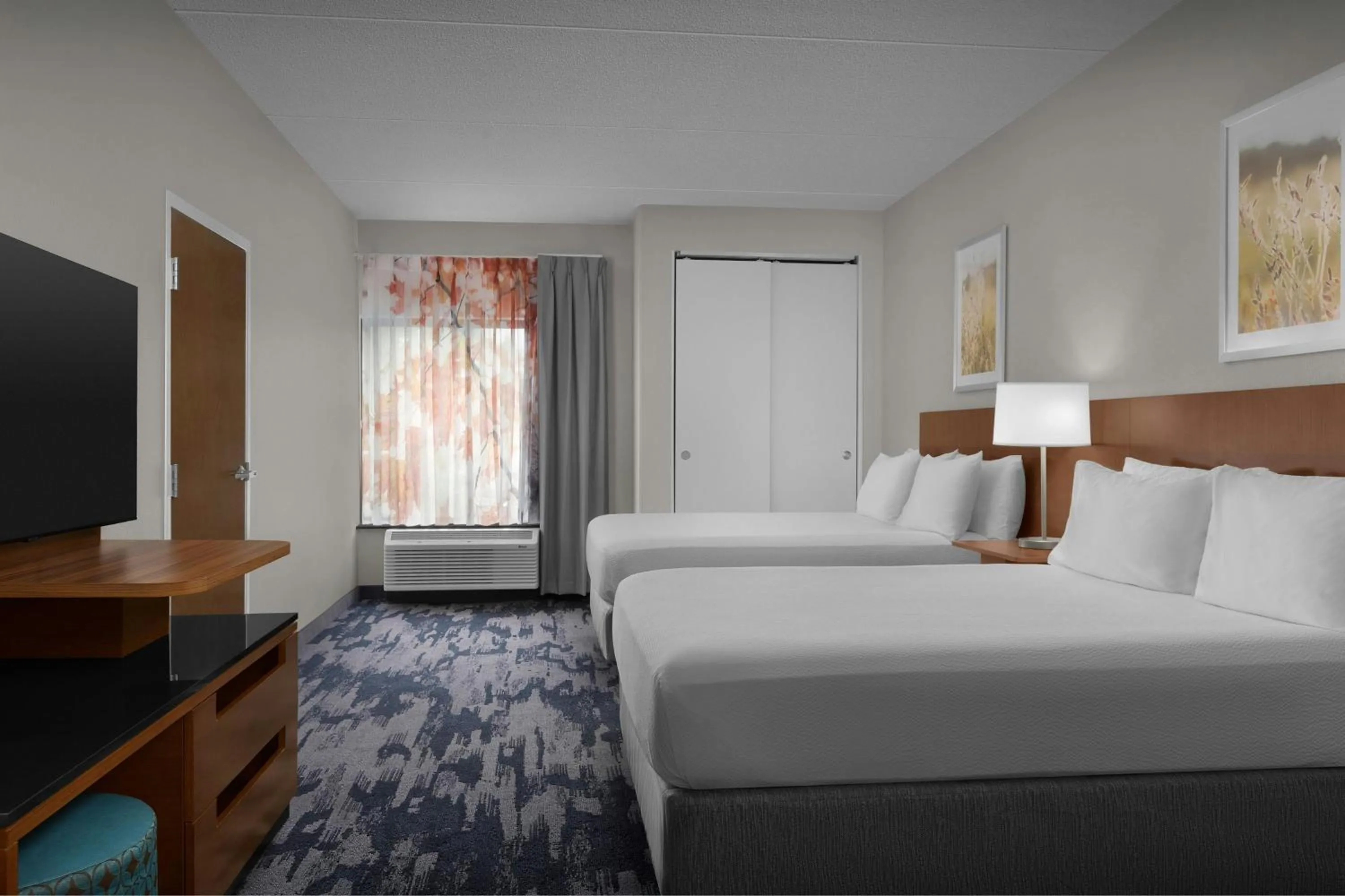 Bedroom, Bed in Fairfield Inn and Suites by Marriott Winston Salem/Hanes