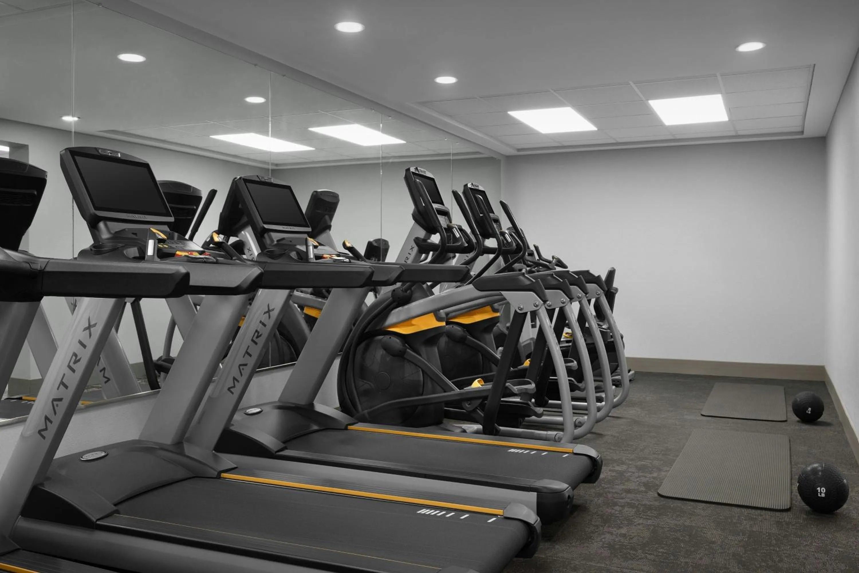 Fitness centre/facilities in Fairfield Inn and Suites by Marriott Winston Salem/Hanes