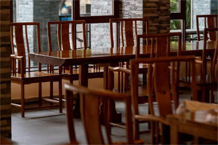 Restaurant/places to eat in Guilin Crystal Crescent Moon Hotel