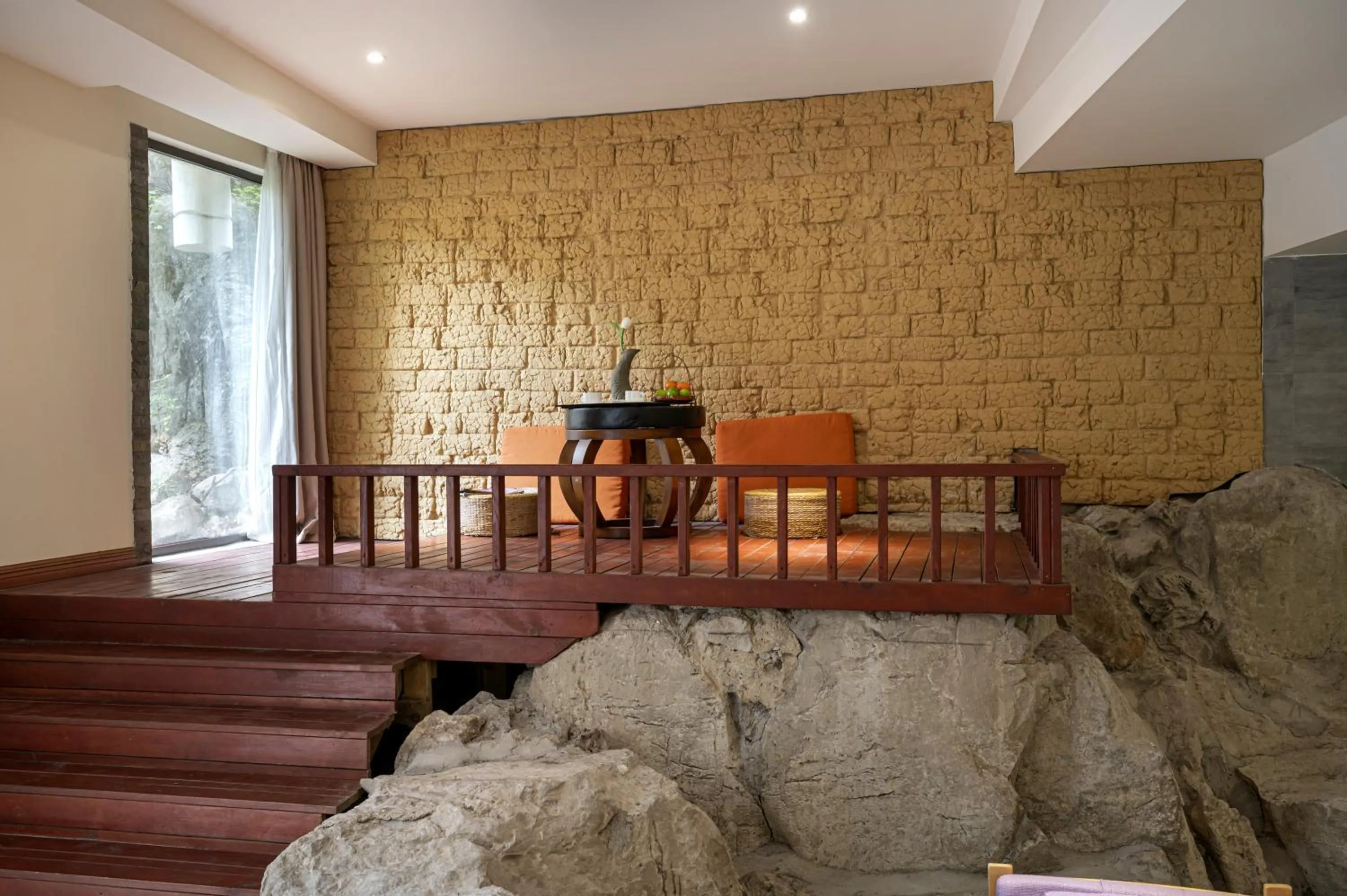 Seating area in Guilin Crystal Crescent Moon Hotel