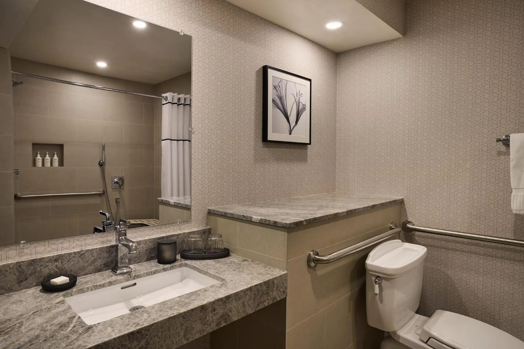 Bathroom in Lafayette Park Hotel & Spa