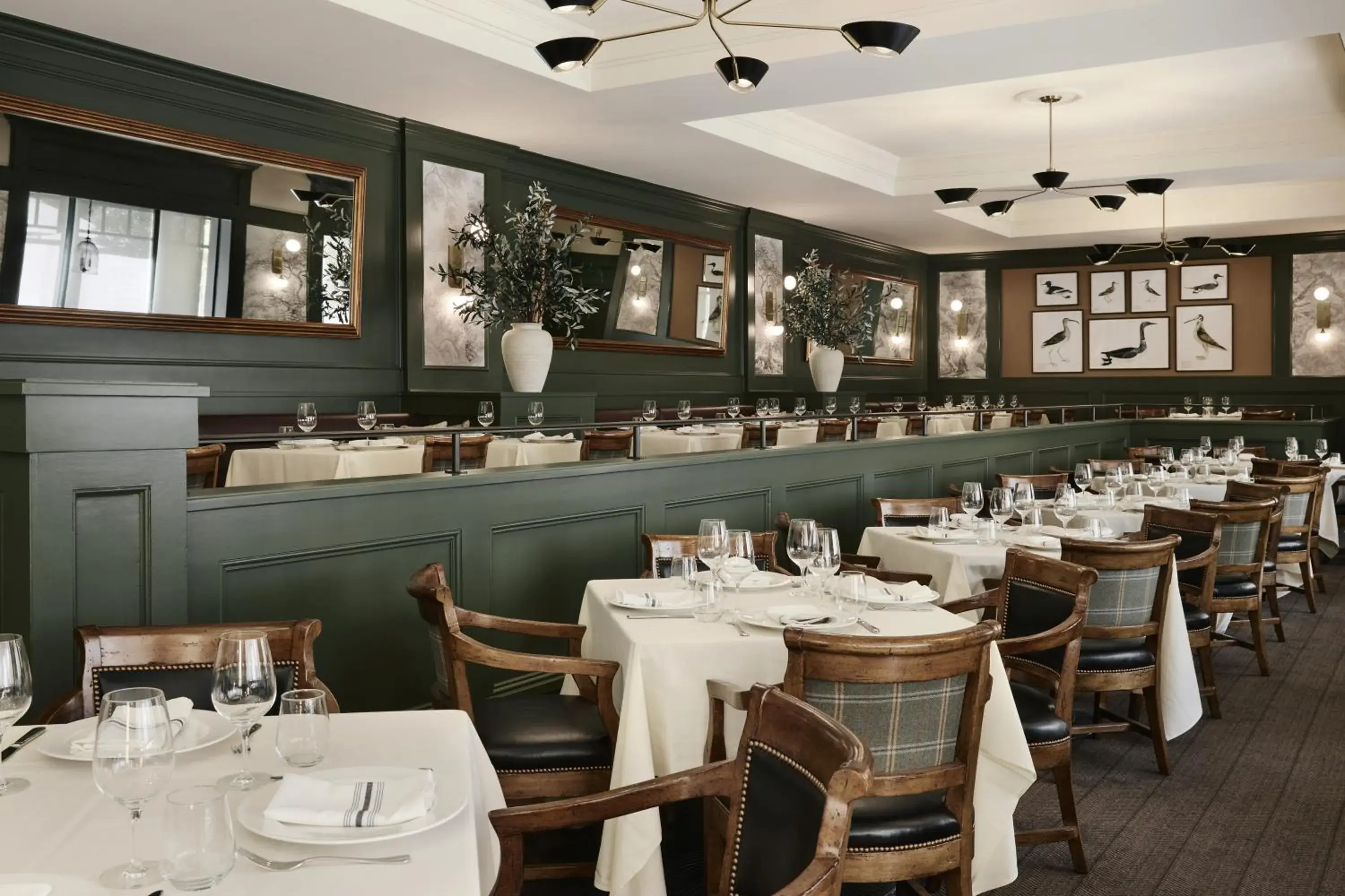 Restaurant/places to eat in Lafayette Park Hotel & Spa Restaurant/places to eat in Lafayette Park Hotel & Spa