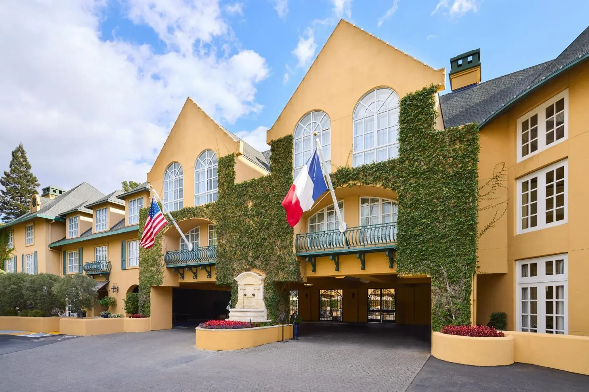 Facade/entrance in Lafayette Park Hotel & Spa Facade/entrance in Lafayette Park Hotel & Spa