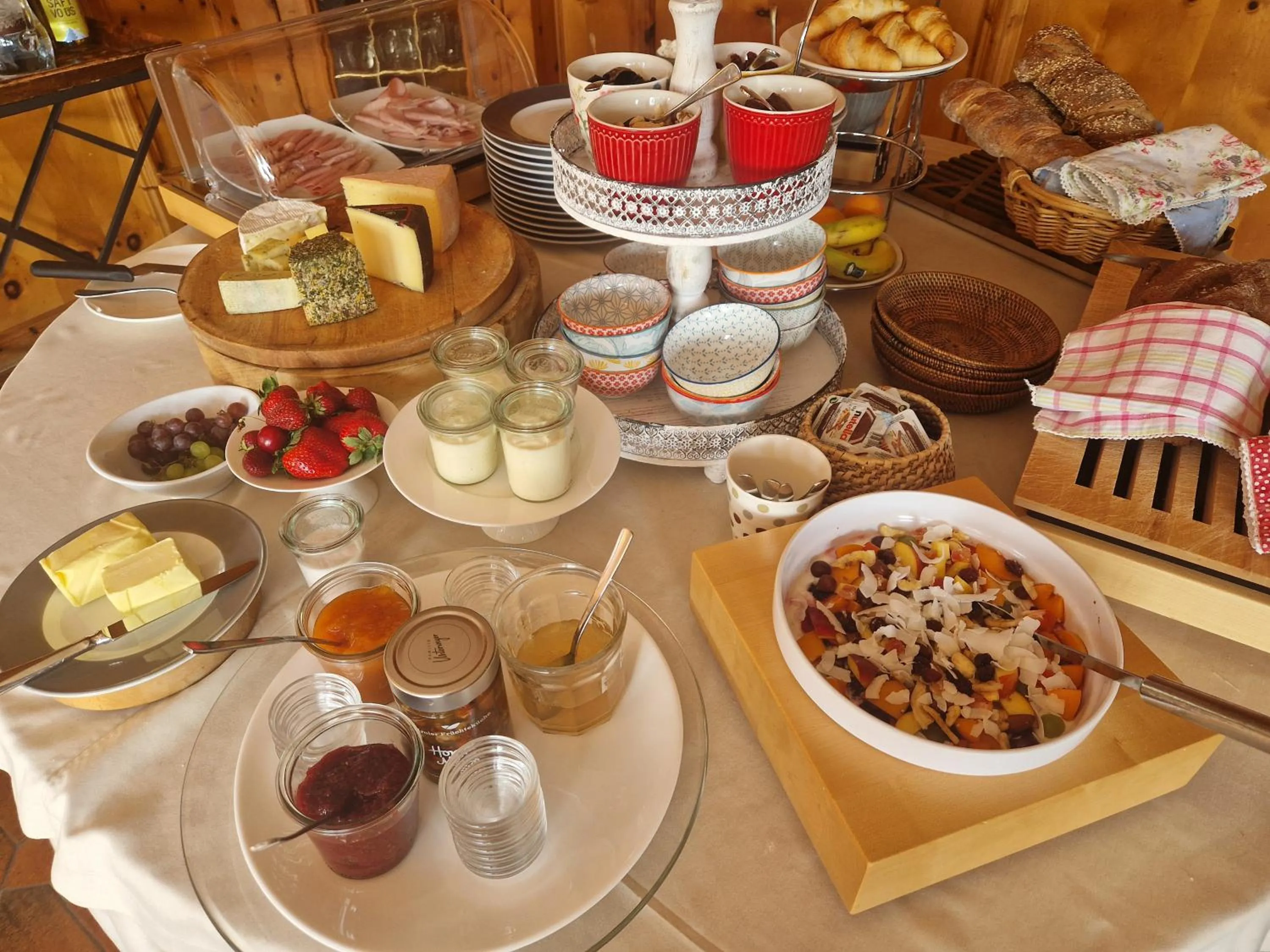 Food and drinks in Landhaus Maria Grün B&B