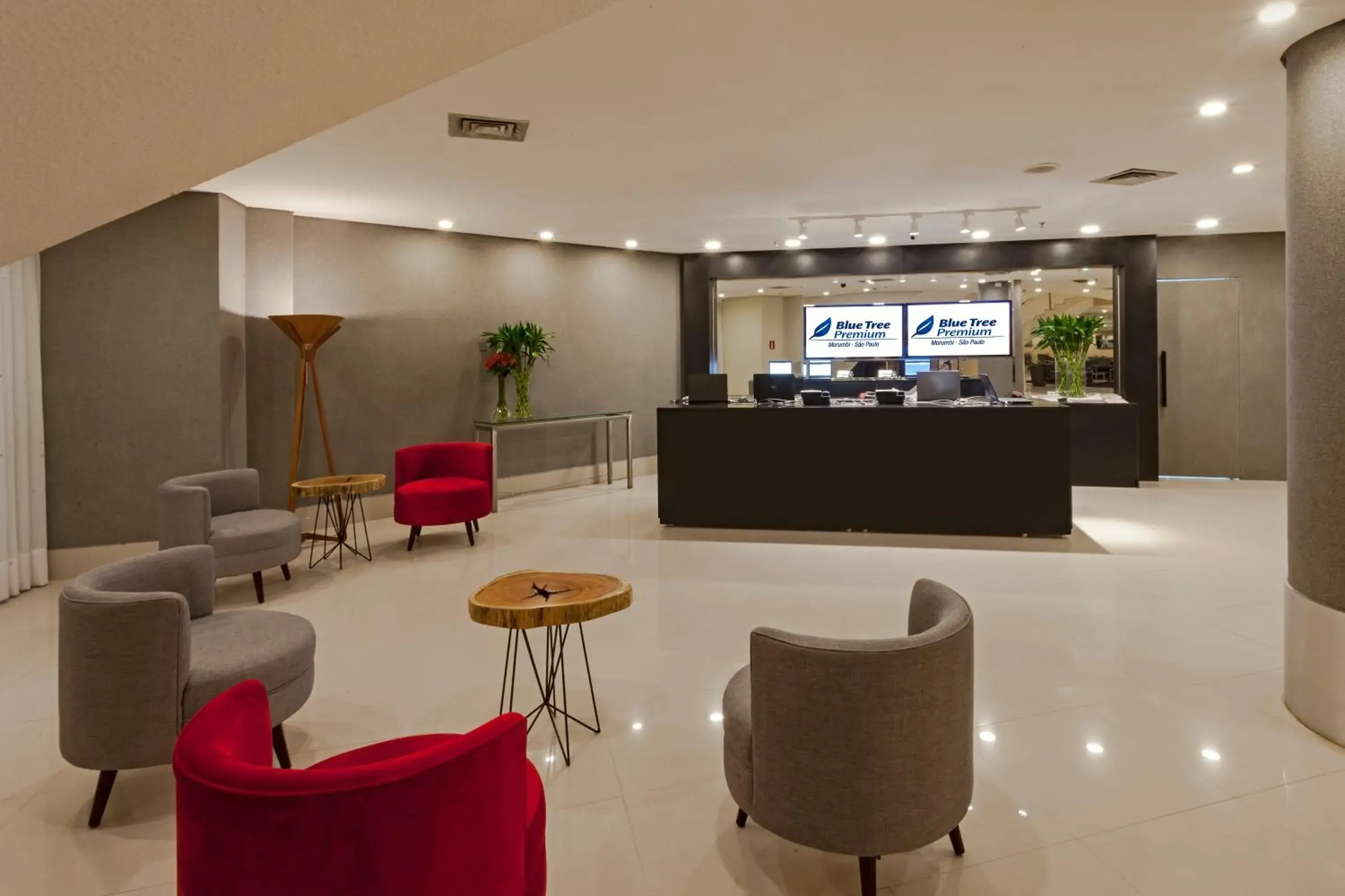 Lobby or reception in Blue Tree Premium Morumbi Lobby or reception in Blue Tree Premium Morumbi