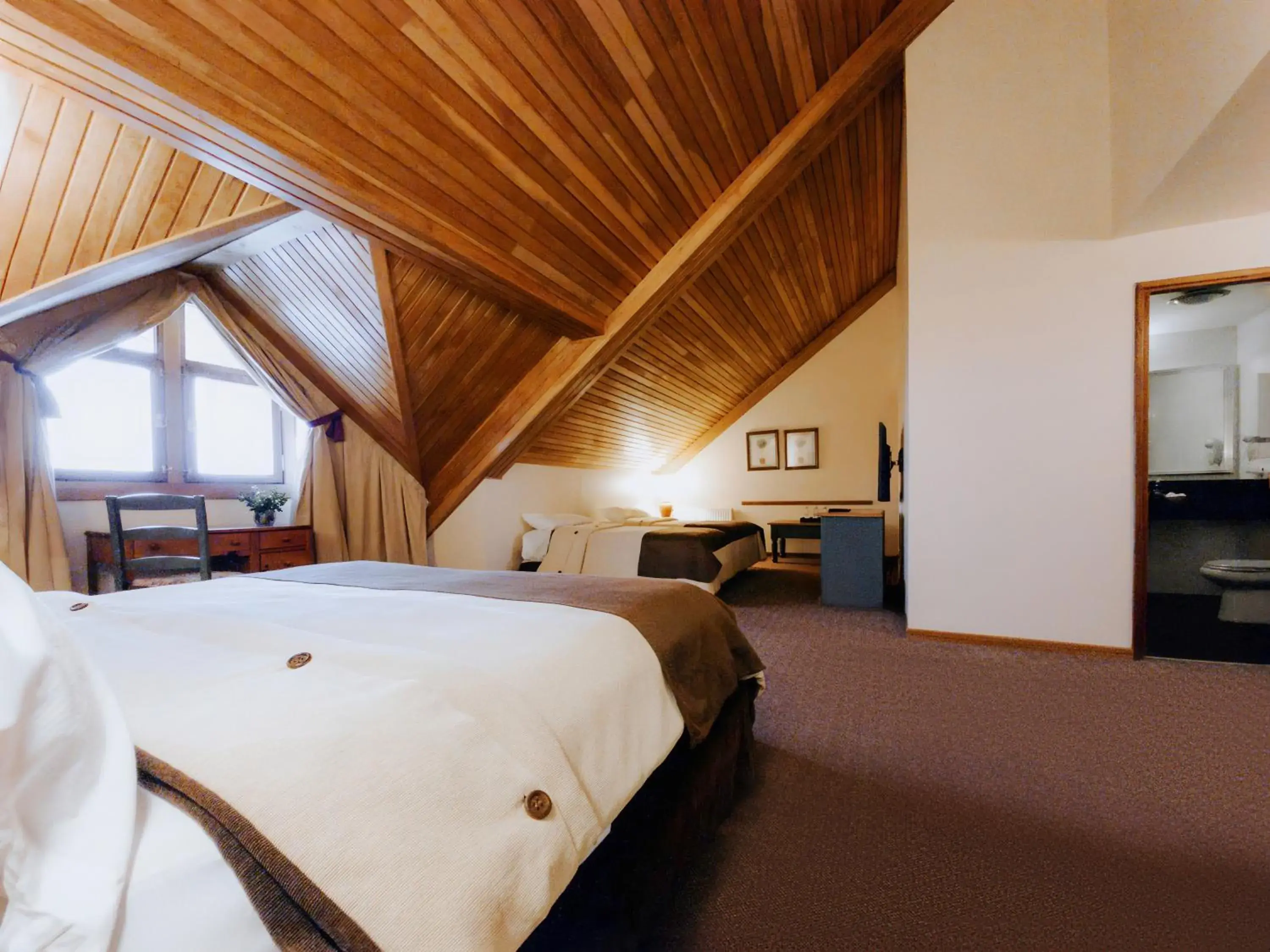 King Loft with Glacier View in Wyndham Garden Ushuaia Hotel del Glaciar King Loft with Glacier View in Wyndham Garden Ushuaia Hotel del Glaciar