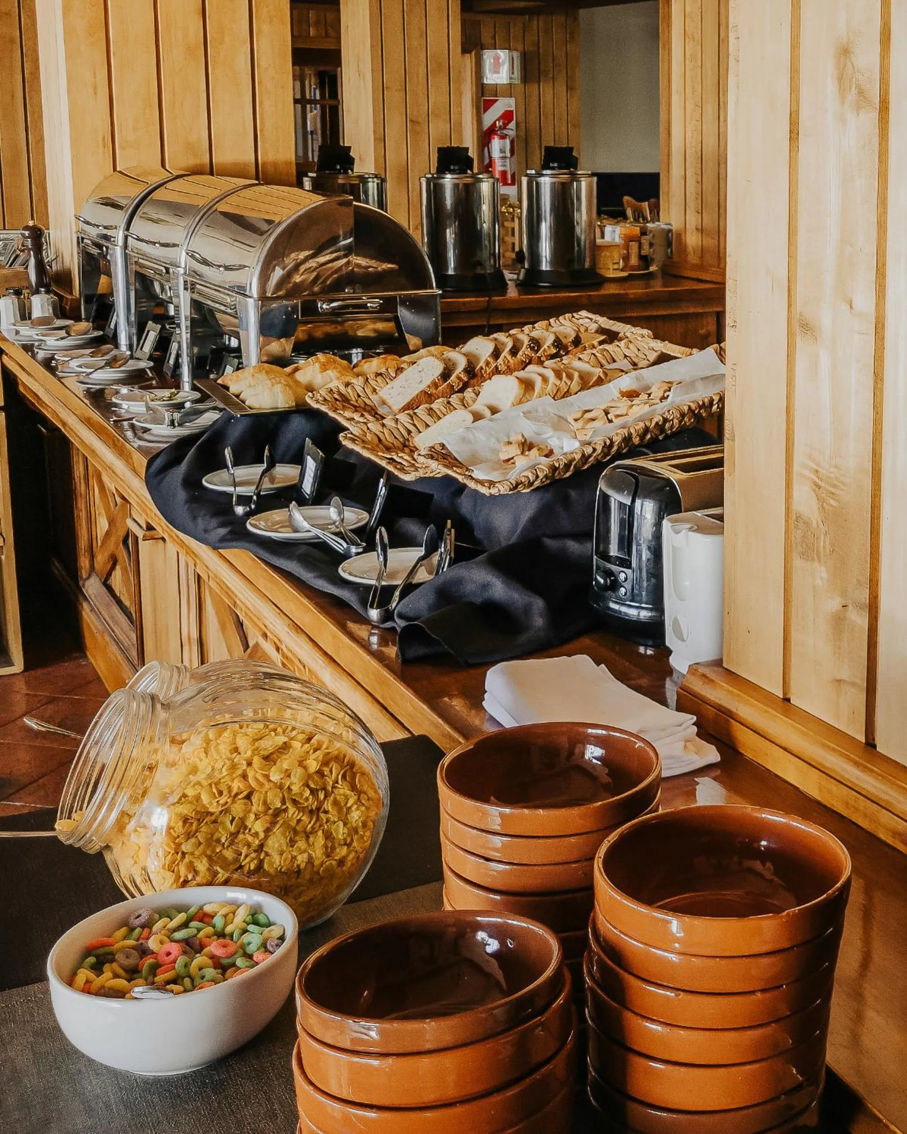 Buffet breakfast in Wyndham Garden Ushuaia Hotel del Glaciar