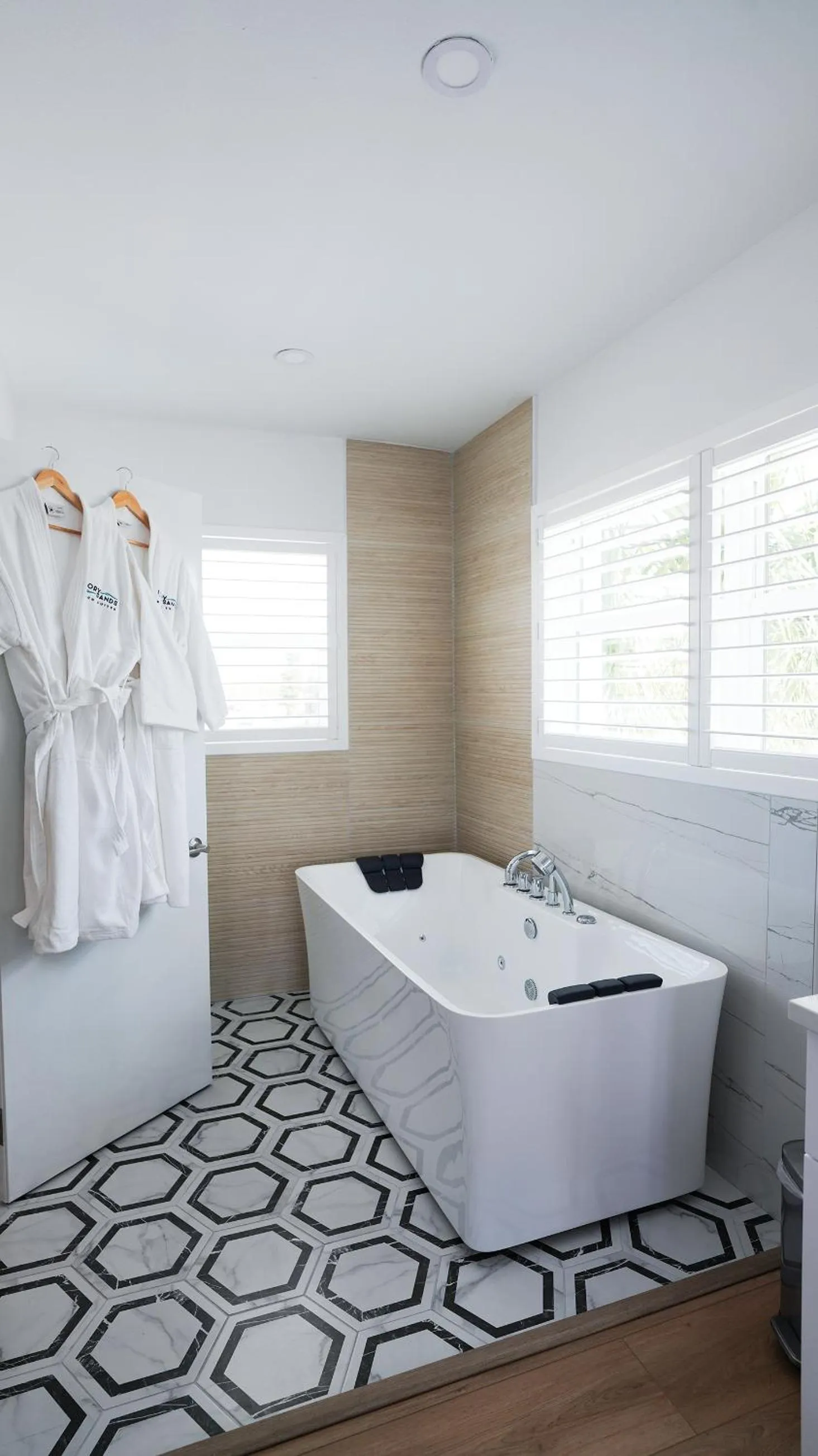 Ivory Sands Beach Suites