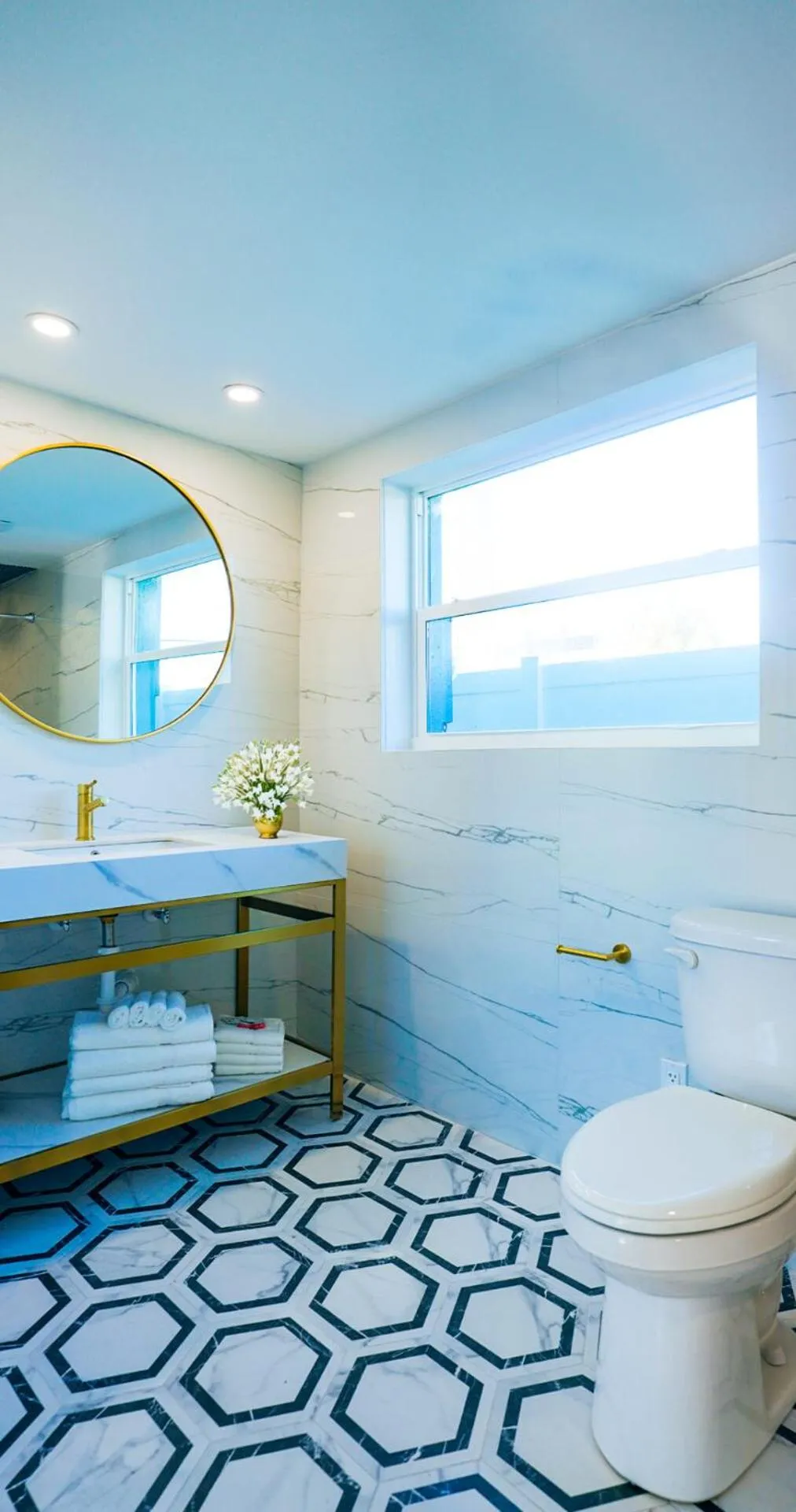 Ivory Sands Beach Suites