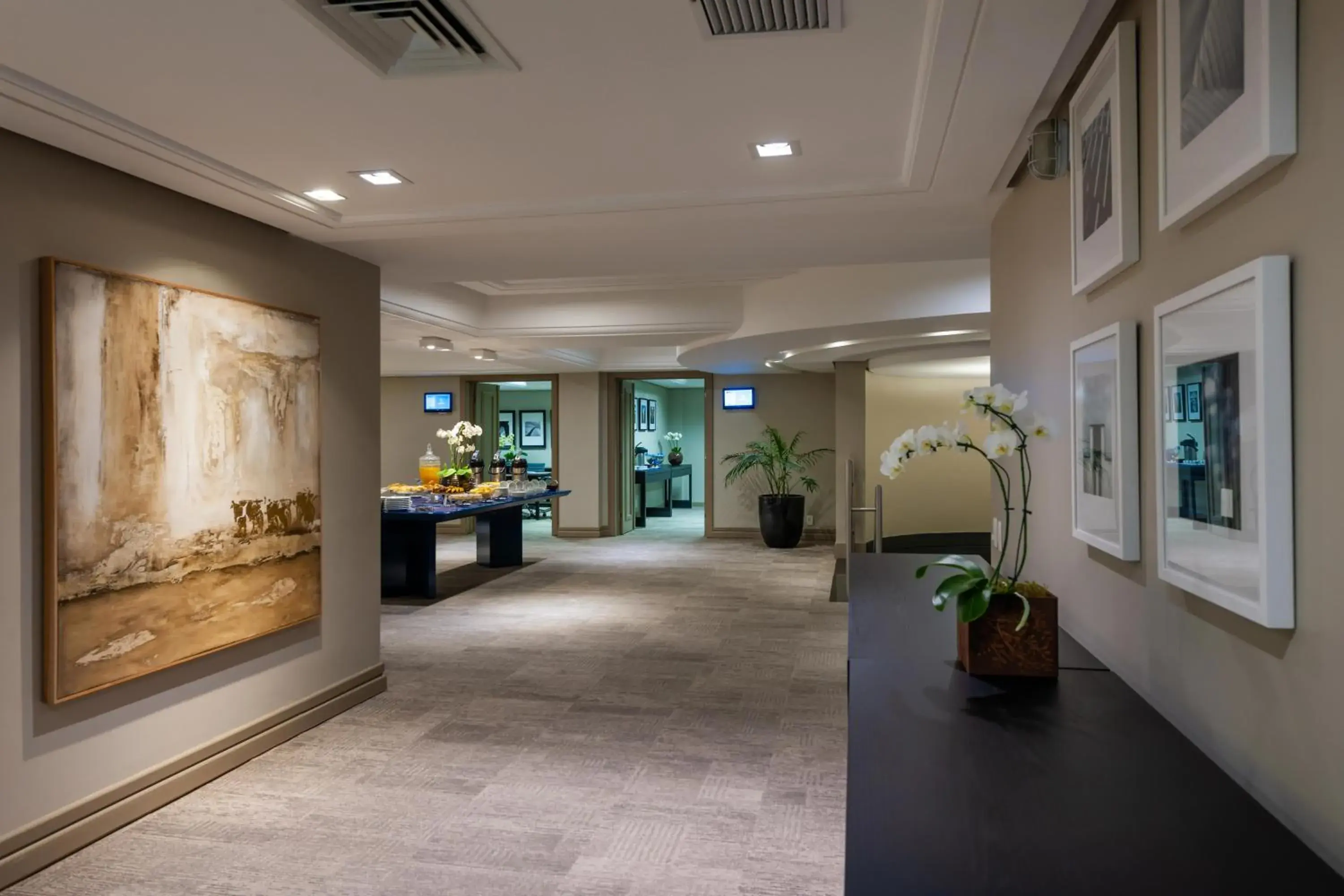 Lobby or reception in Blue Tree Premium Florianópolis Lobby or reception in Blue Tree Premium Florianópolis