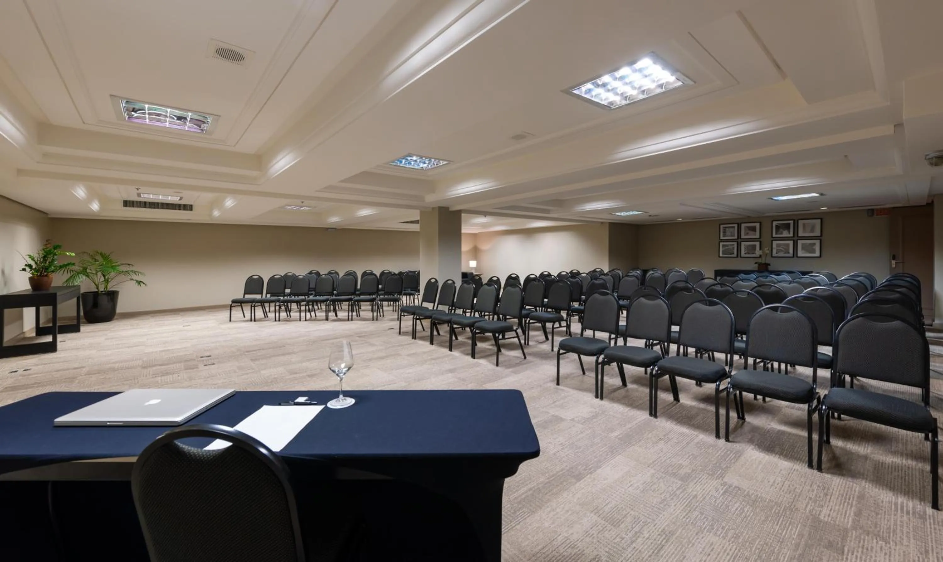 Meeting/conference room in Blue Tree Premium Florianópolis