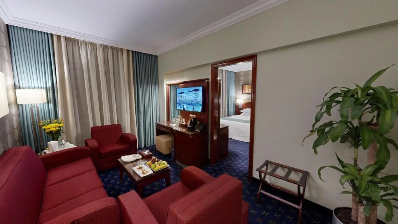 Al Muna Kareem Hotel- EX LEADER