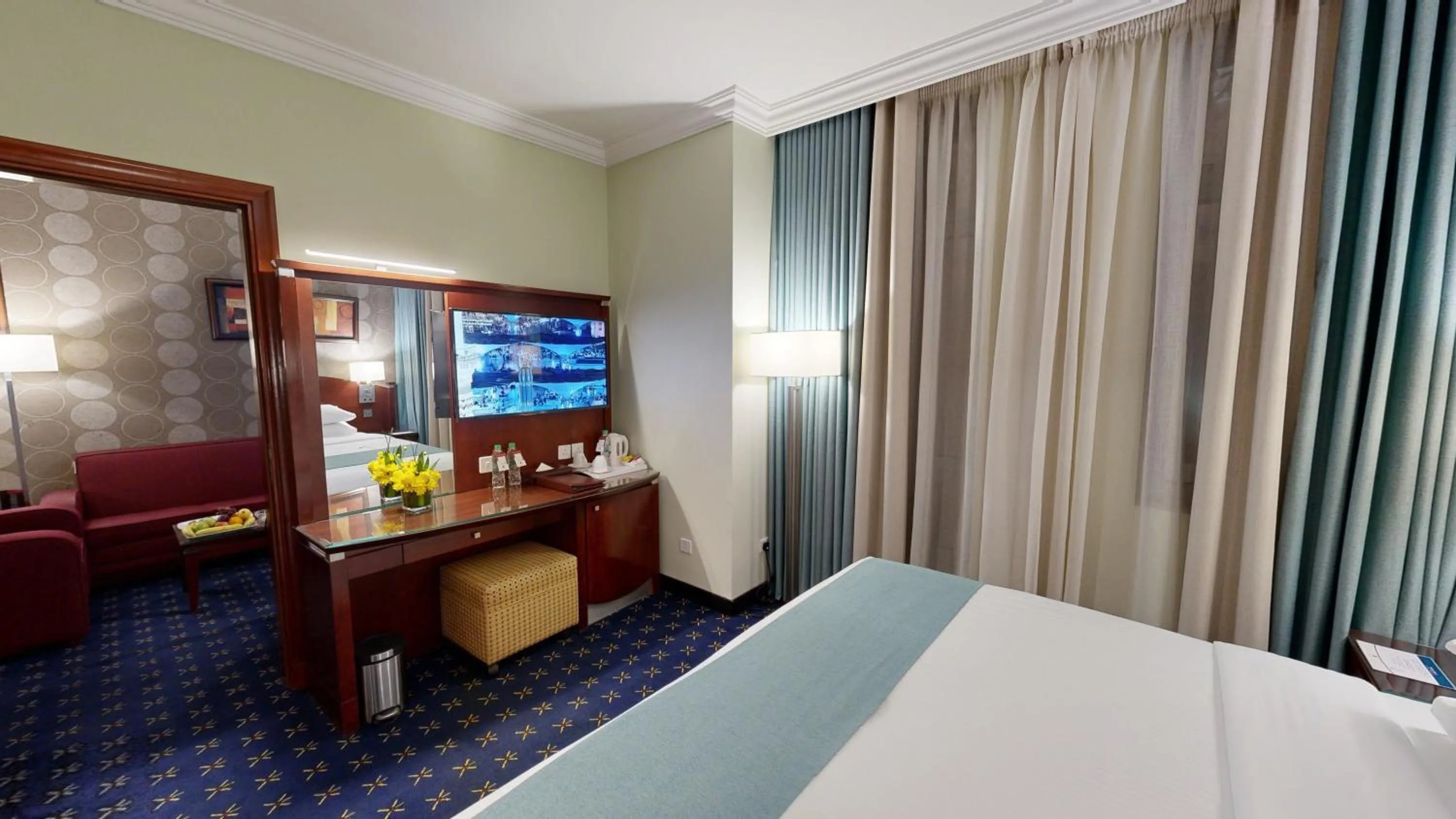 Bed in Al Muna Kareem Hotel- EX LEADER