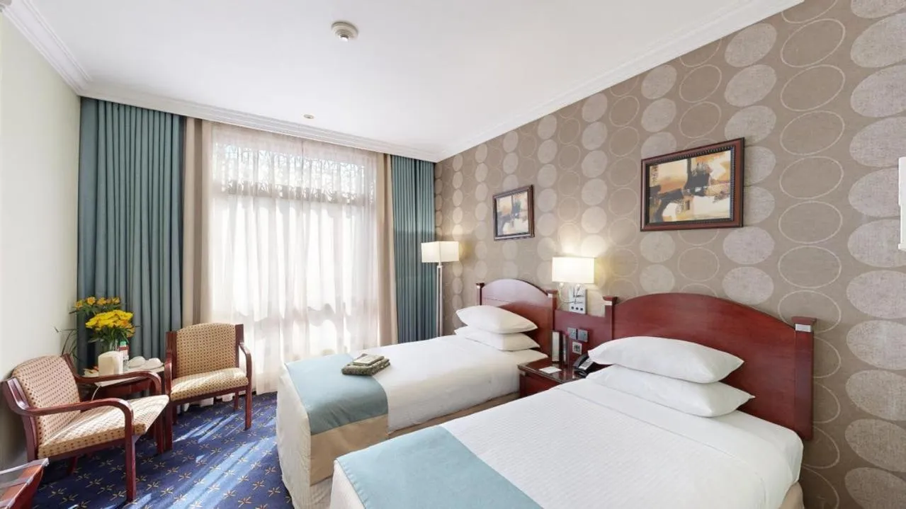 Bed in Al Muna Kareem Hotel- EX LEADER