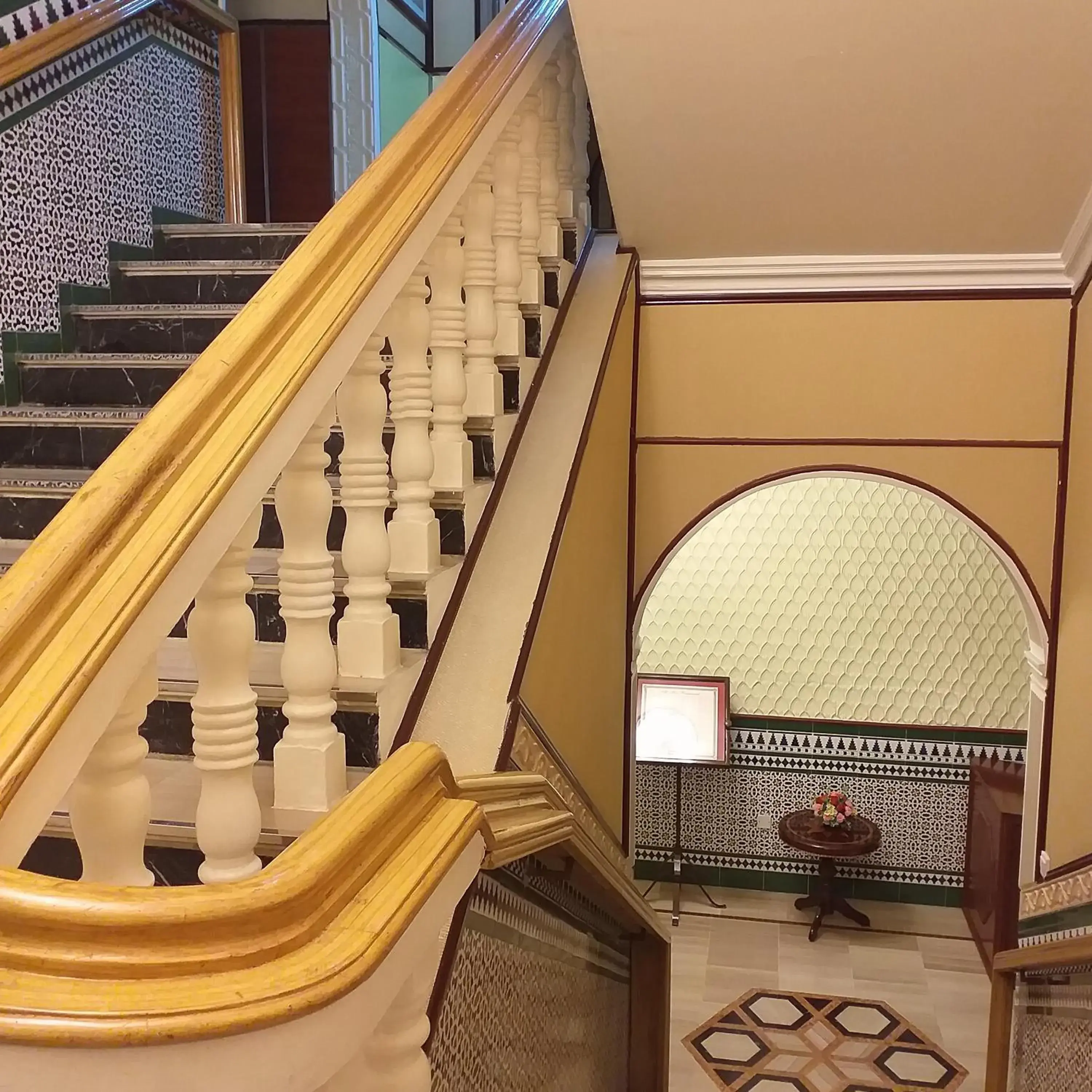 Bowshar International Hotel Bowshar International Hotel