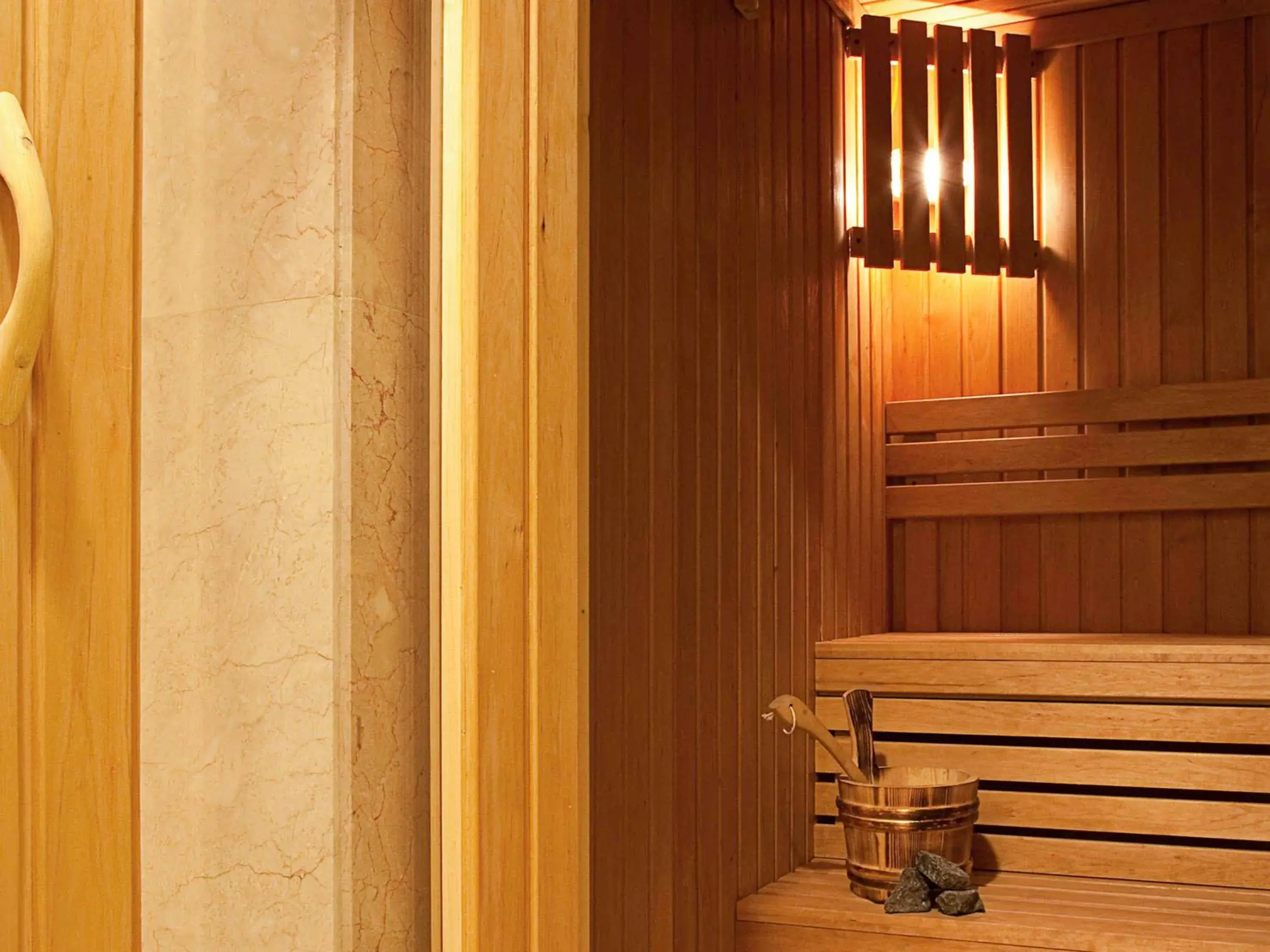 Fitness centre/facilities in Mercure Corniche Al Khobar Fitness centre/facilities in Mercure Corniche Al Khobar