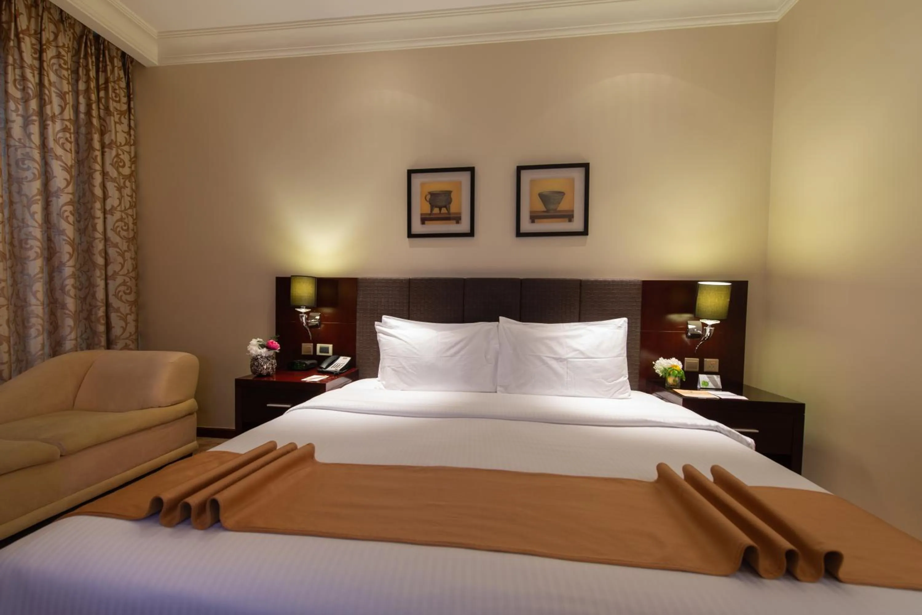 Photo of the whole room in Mercure Corniche Al Khobar