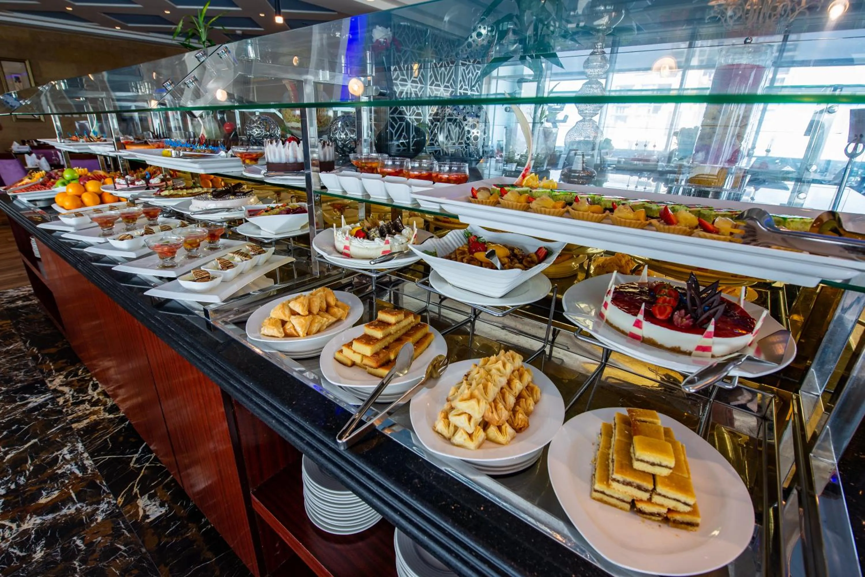 Restaurant/places to eat in Mercure Corniche Al Khobar