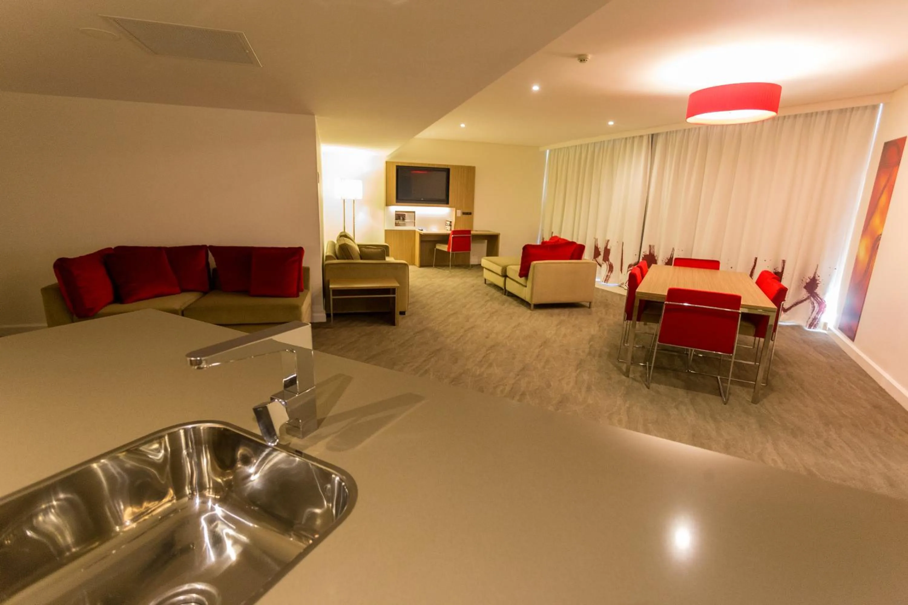 Living room in Novotel Sydney West HQ