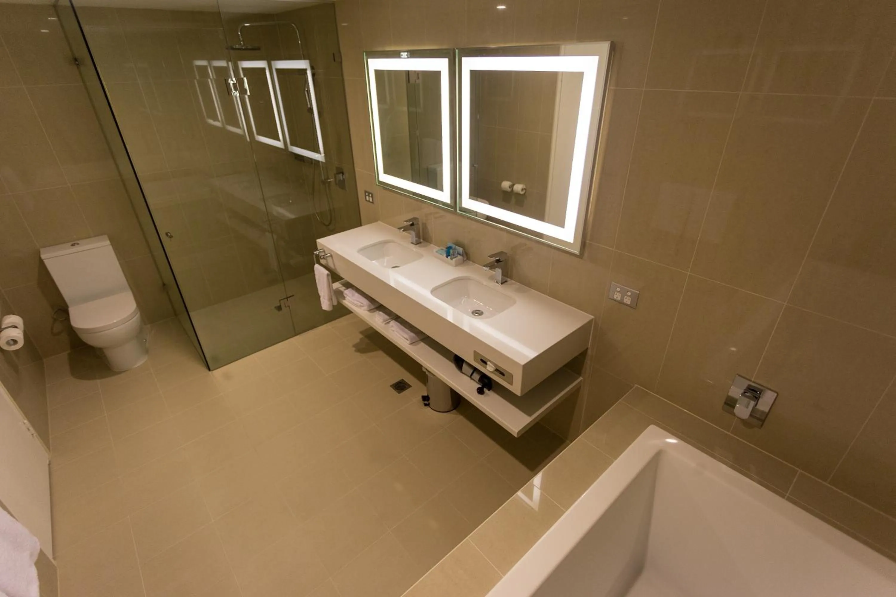 Bathroom in Novotel Sydney West HQ