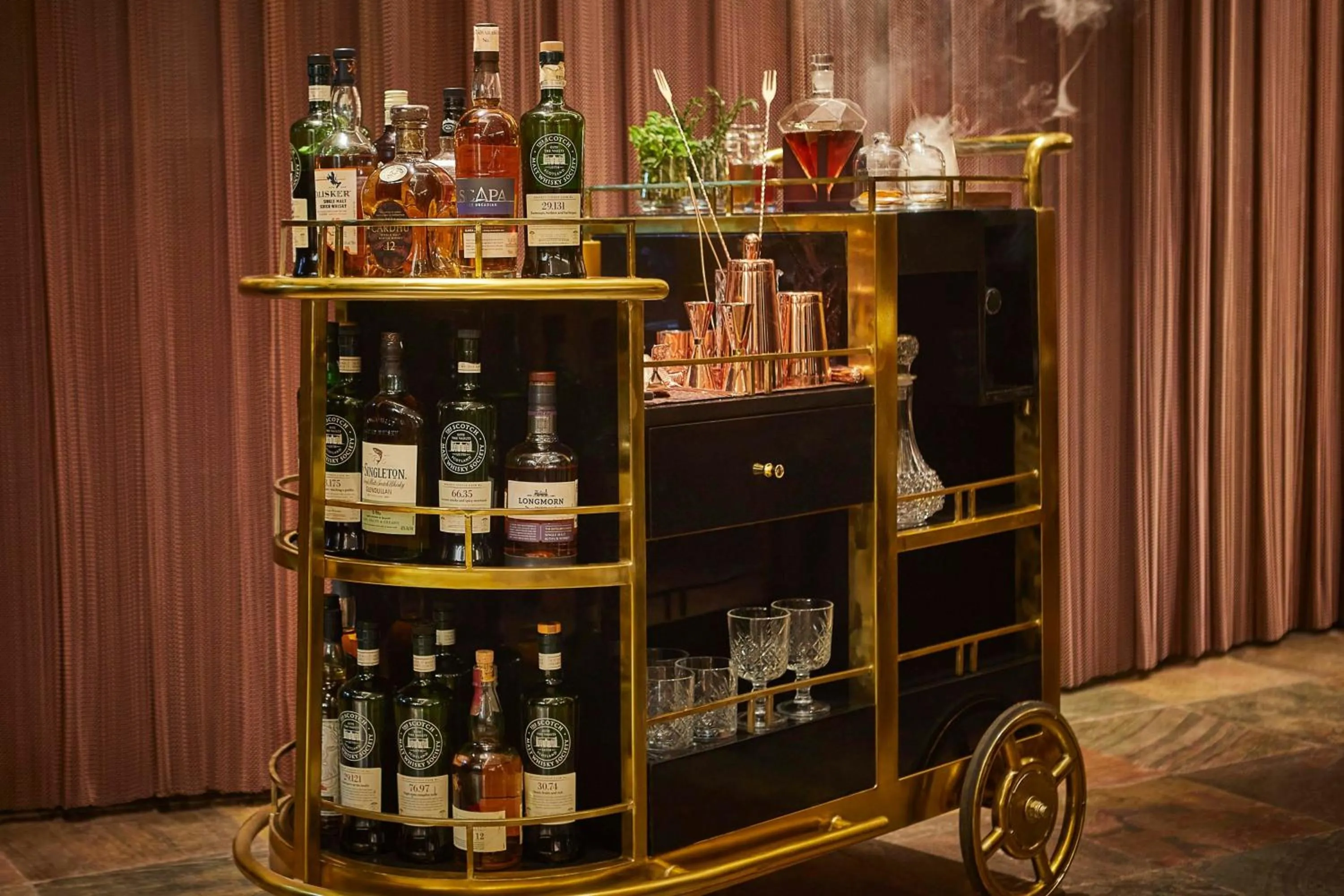 Restaurant/places to eat in JW Marriott Mumbai Juhu