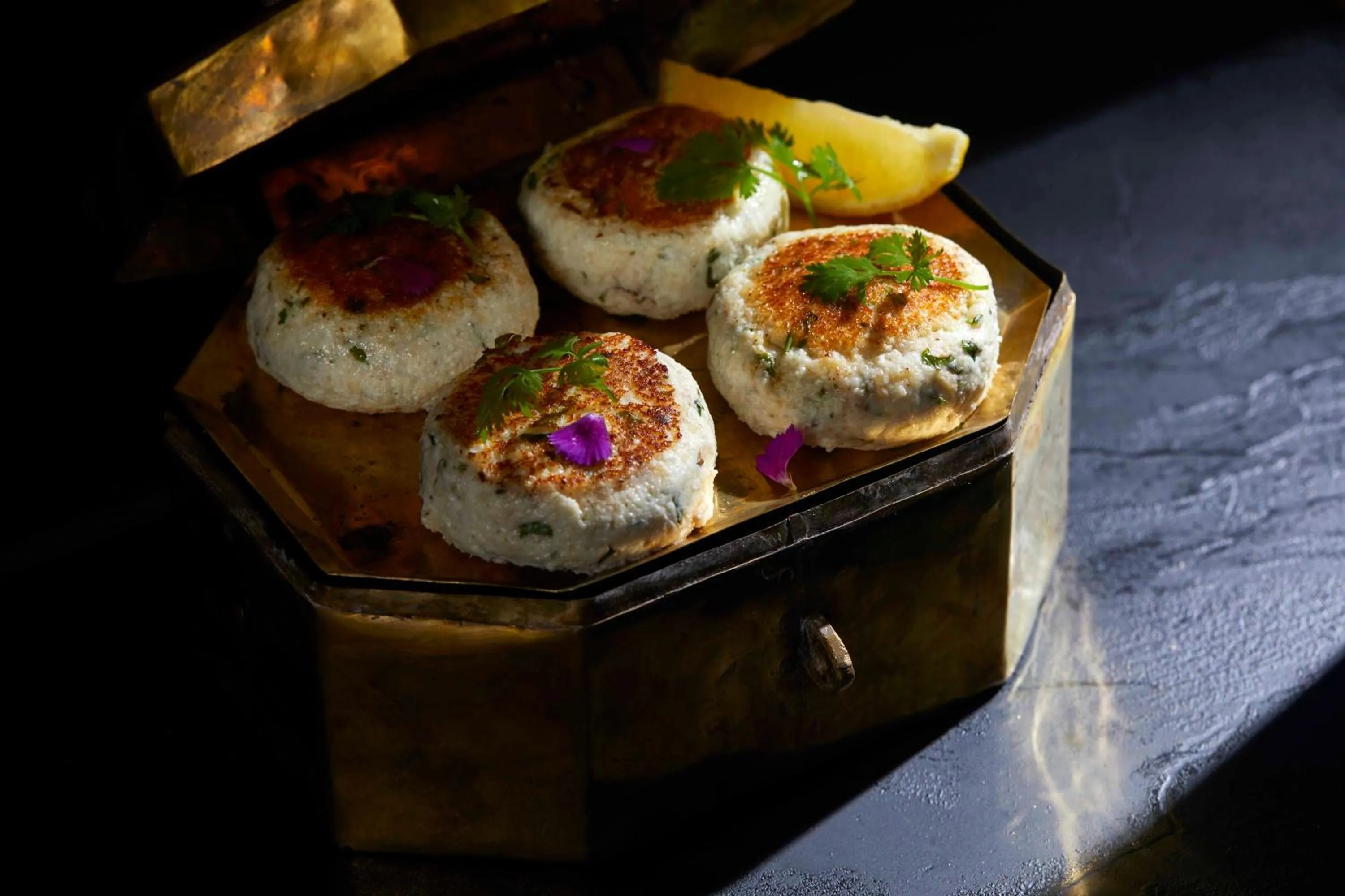 Restaurant/places to eat in JW Marriott Mumbai Juhu