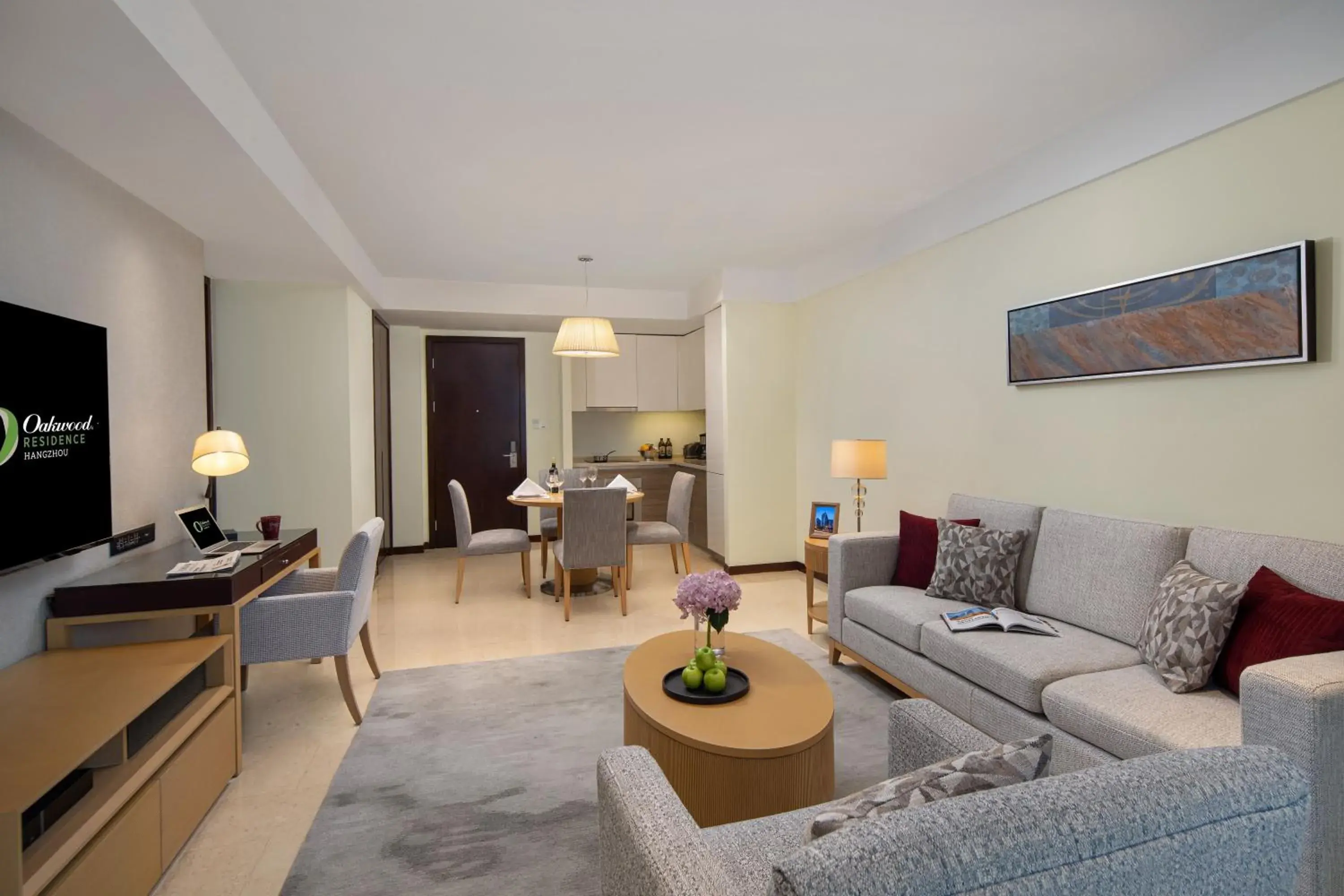 Living room in Oakwood Residence Hangzhou Living room in Oakwood Residence Hangzhou