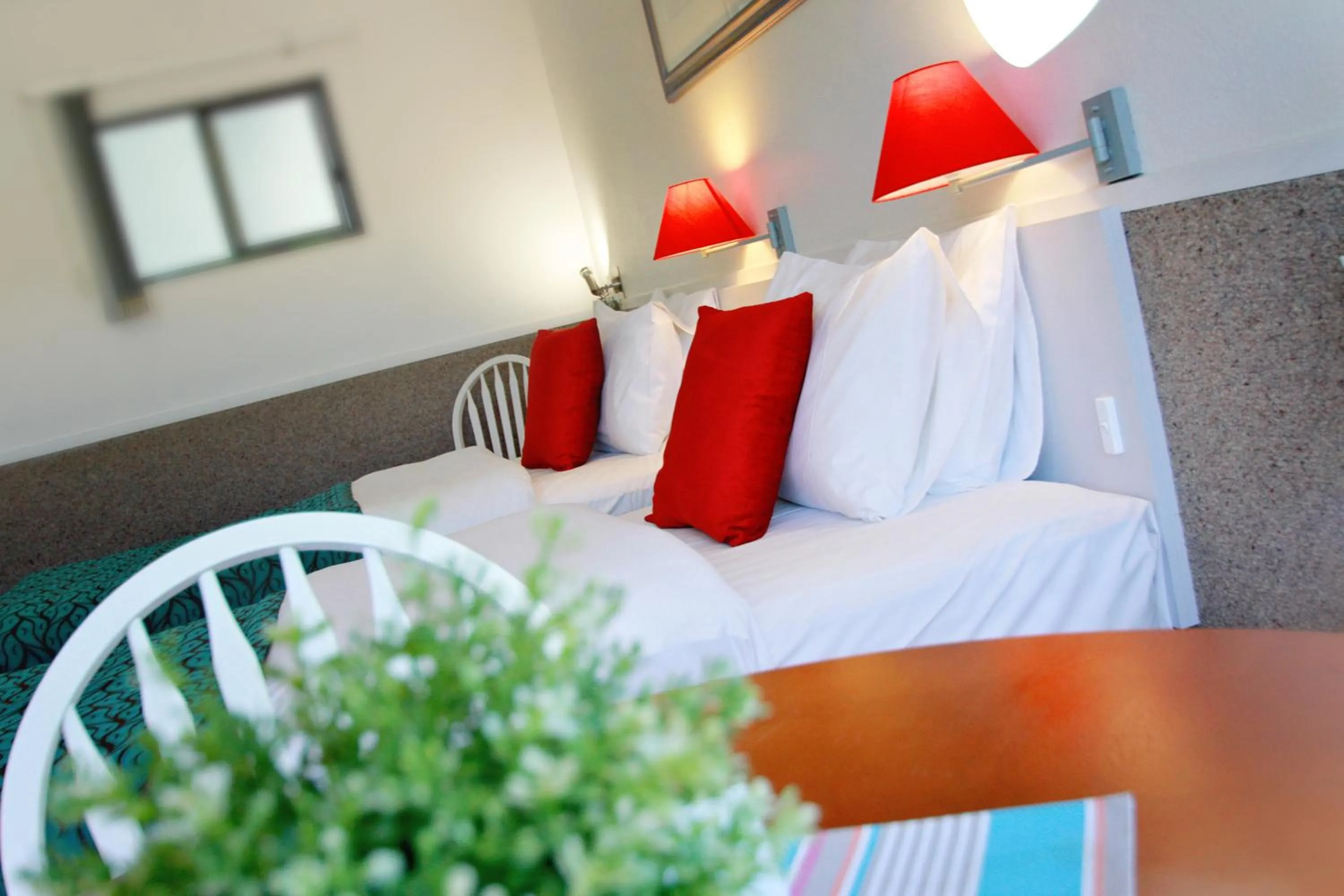 Bed in Sea Spray Motel - Merimbula