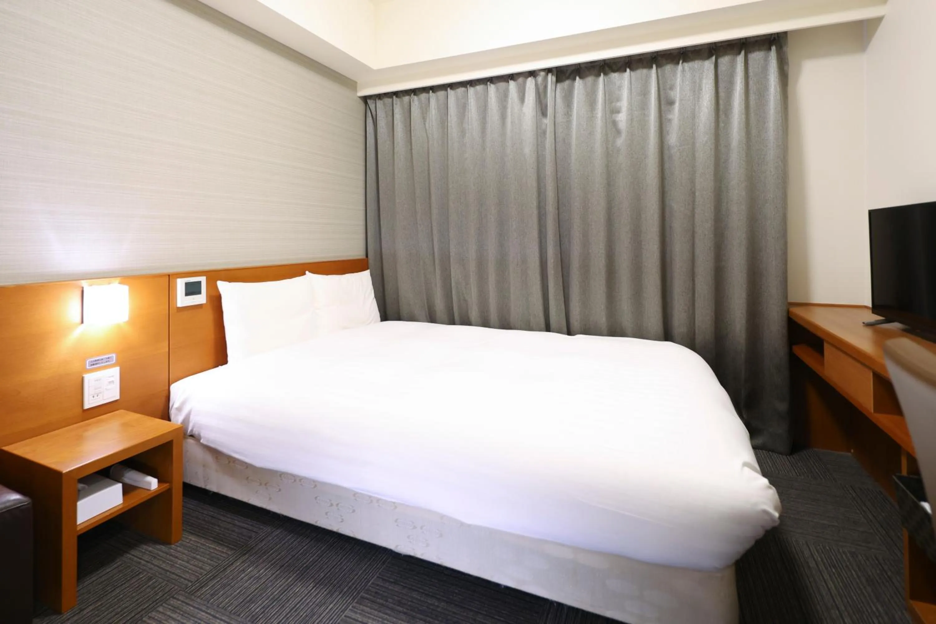 Photo of the whole room, Bed in Dormy Inn Takasaki