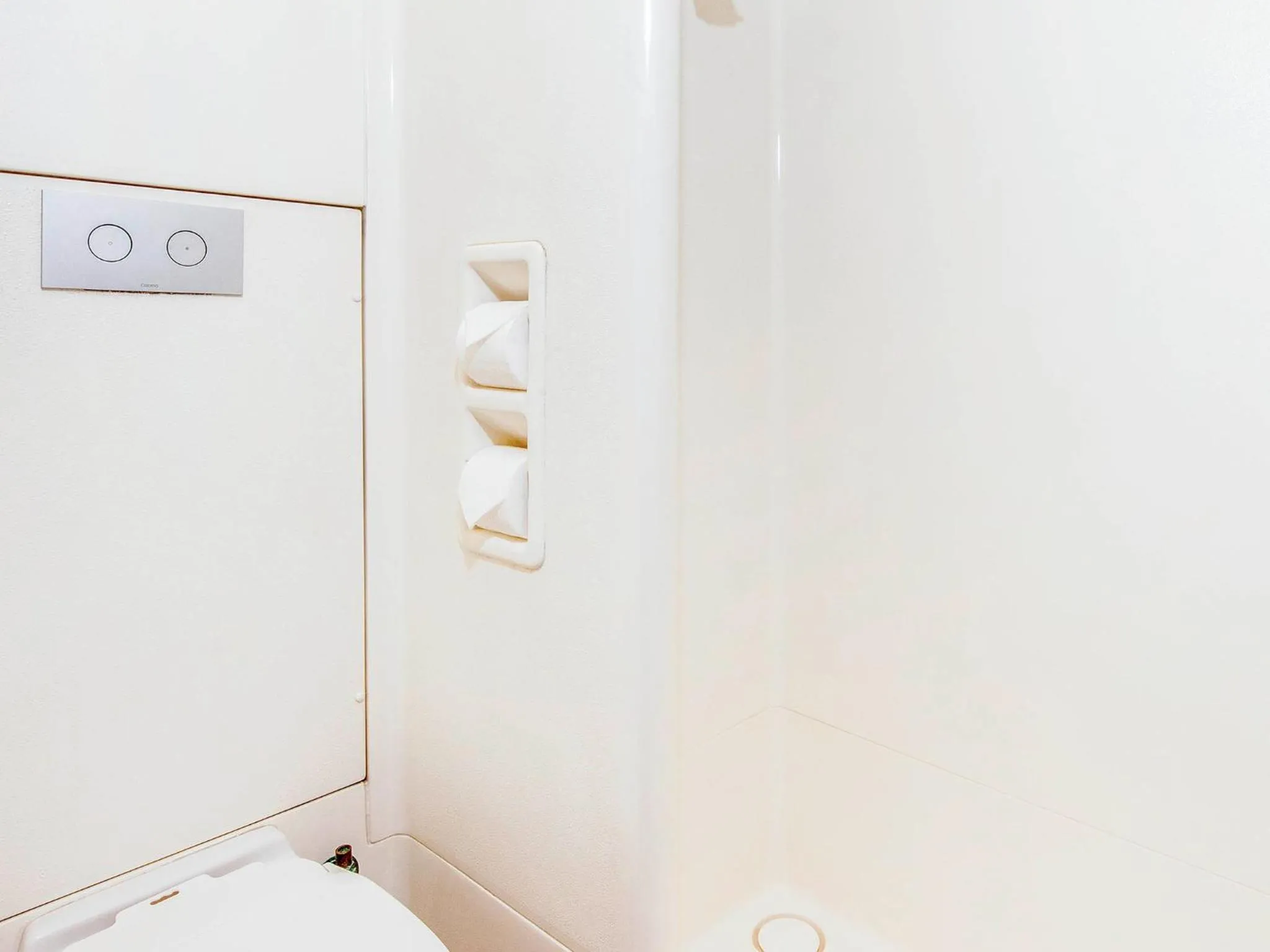 Toilet in ibis Budget - Dandenong