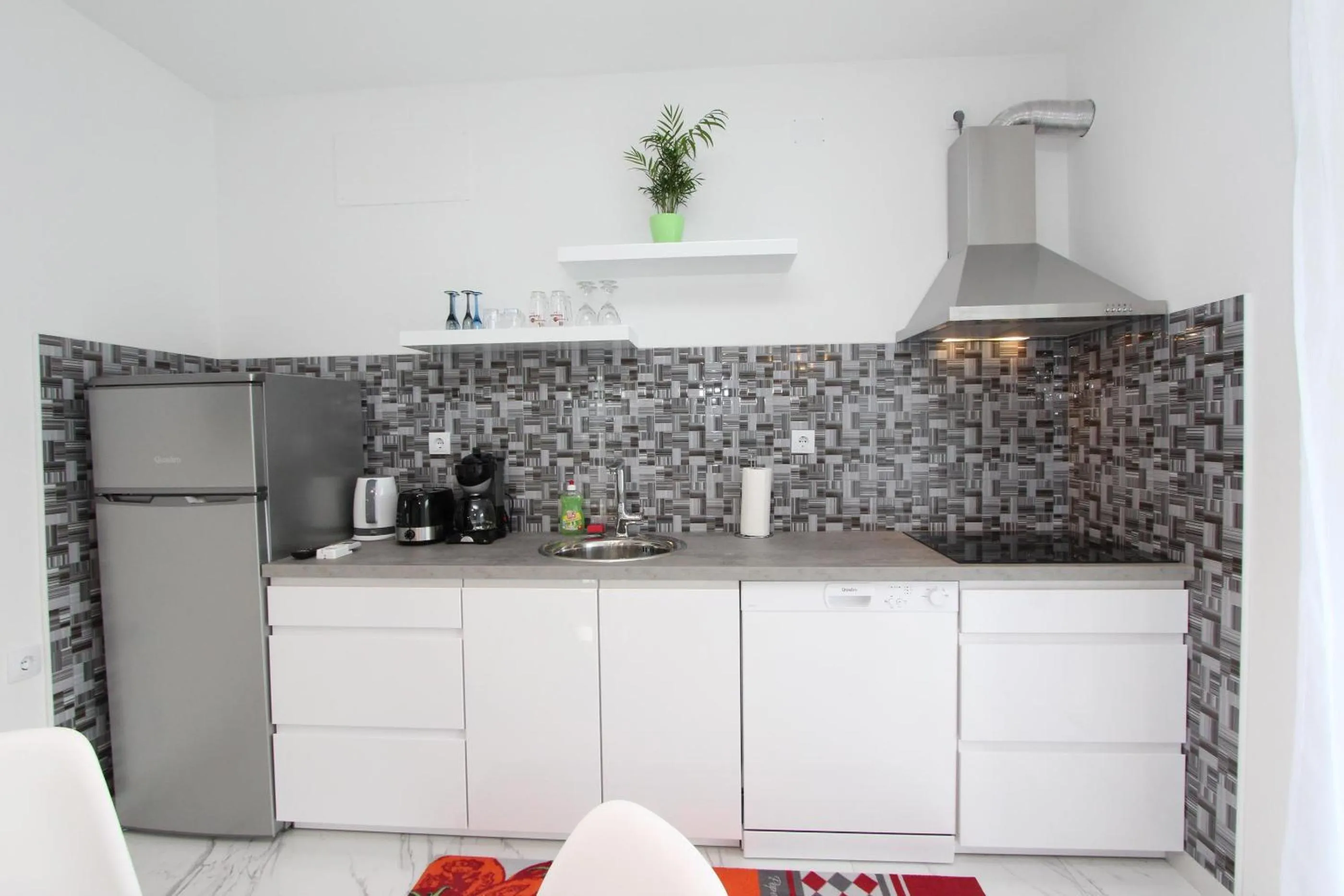 Kitchen or kitchenette in Apartment Karlo 1