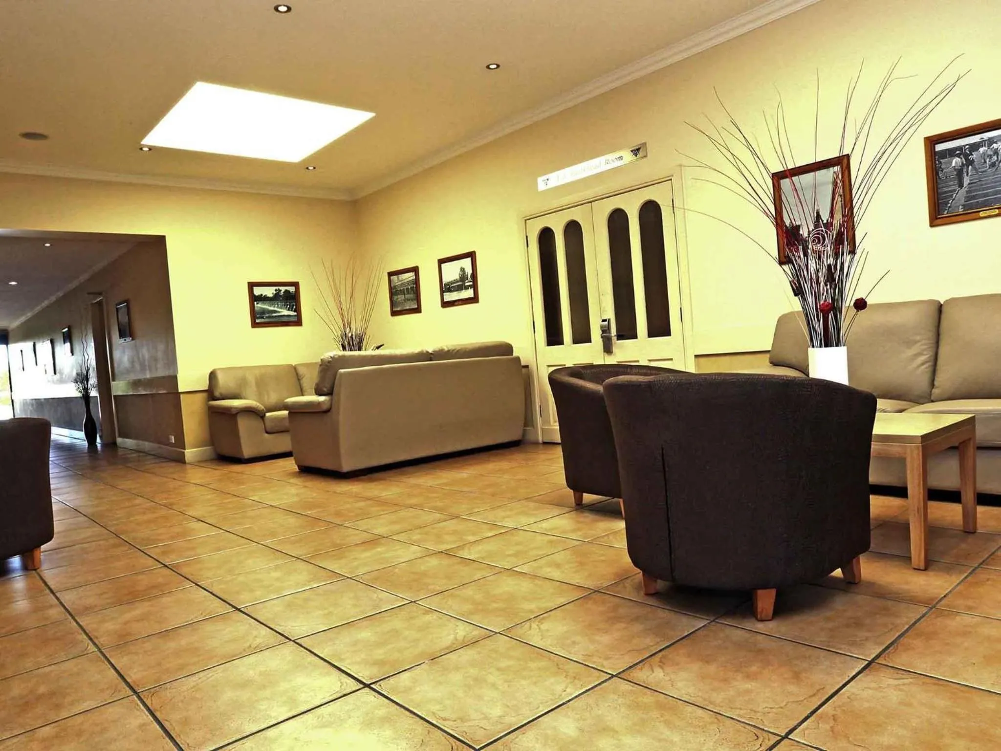 Property building in Mercure Hotel Mildura