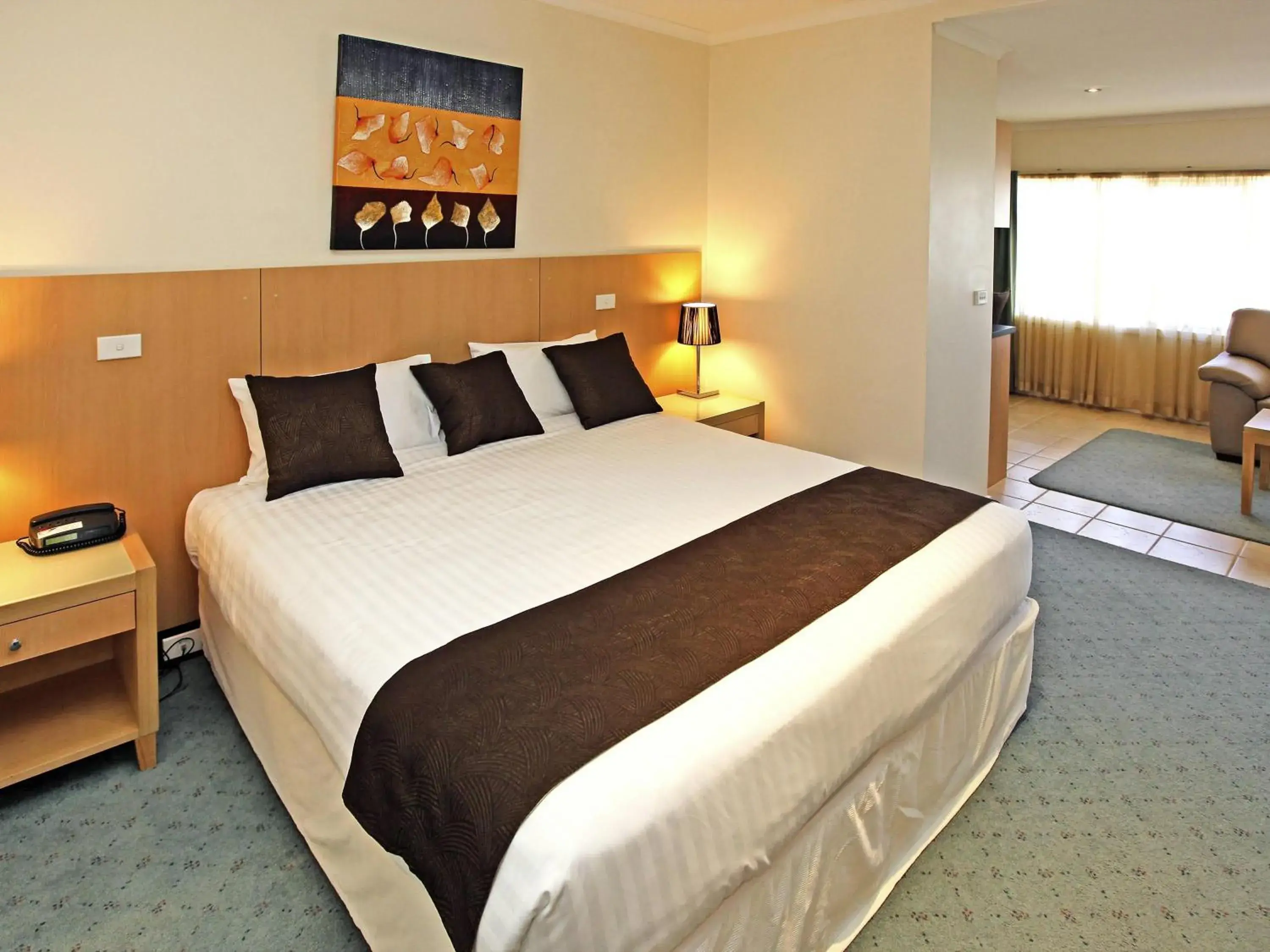 Bedroom, Bed in Mercure Hotel Mildura Bedroom, Bed in Mercure Hotel Mildura