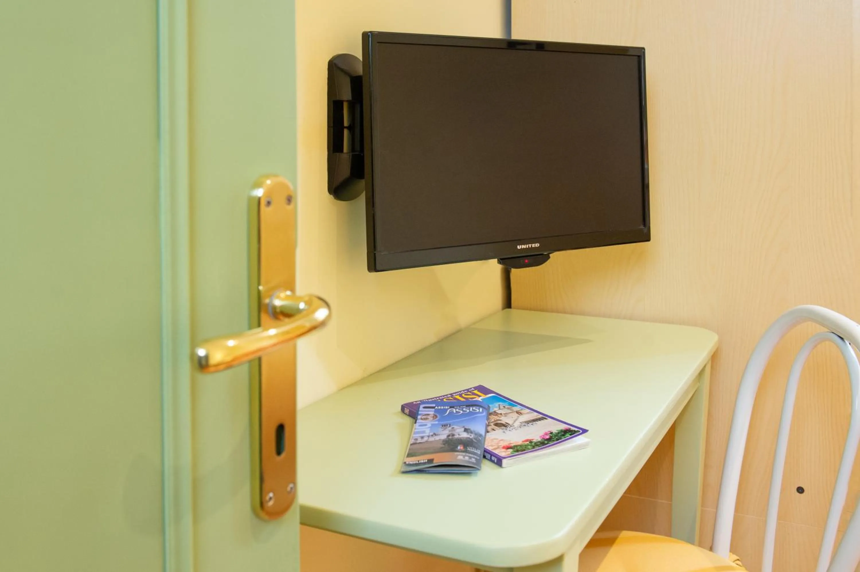 TV and multimedia in Hotel Minerva