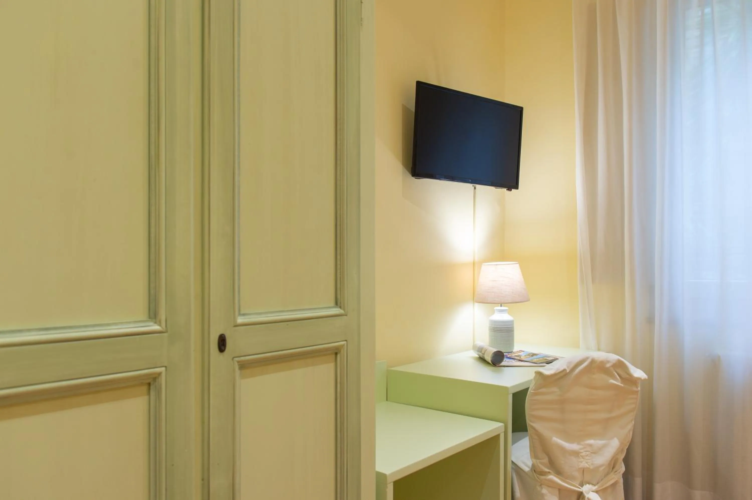 TV and multimedia in Hotel Minerva