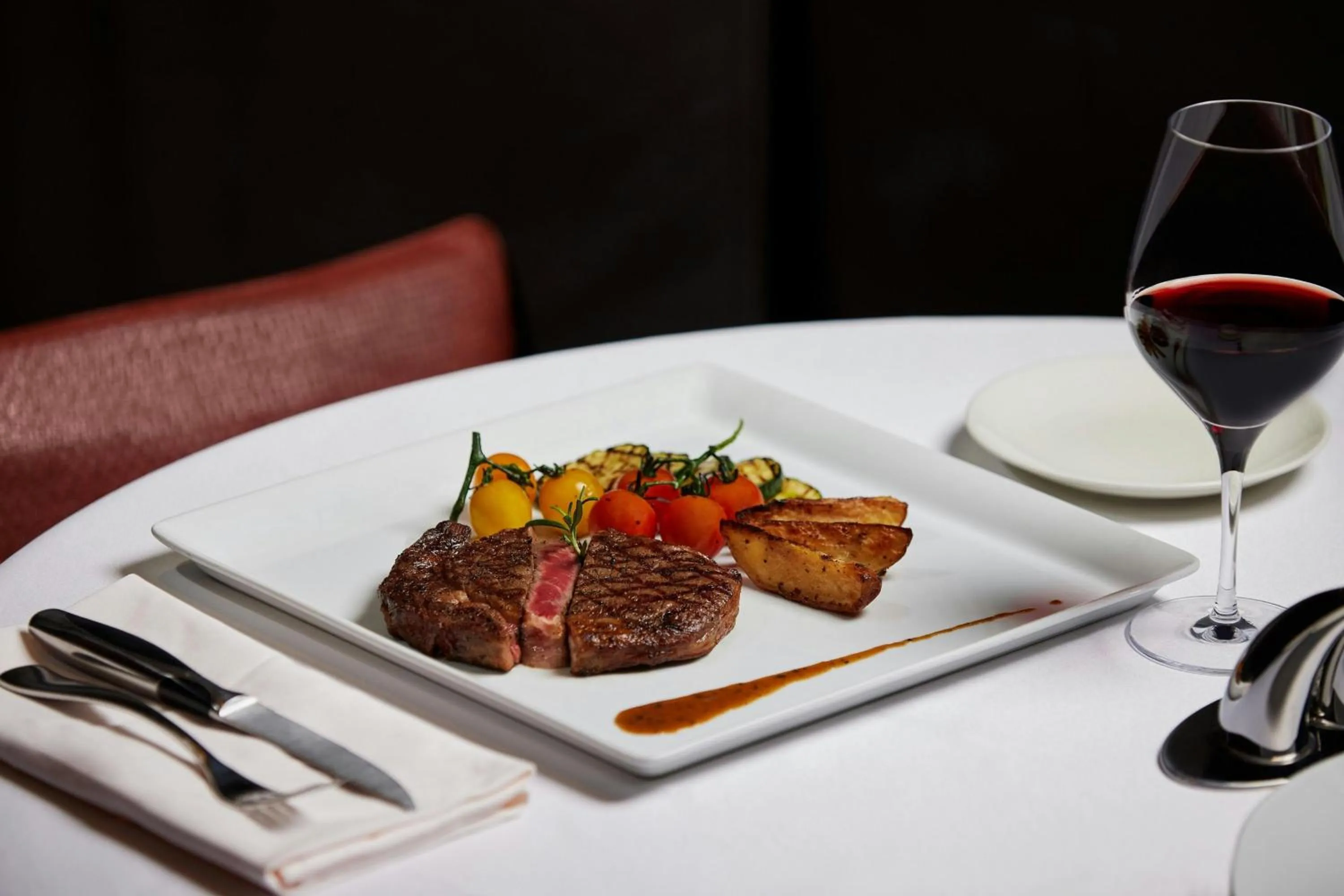 Restaurant/places to eat in Le Méridien Kuala Lumpur