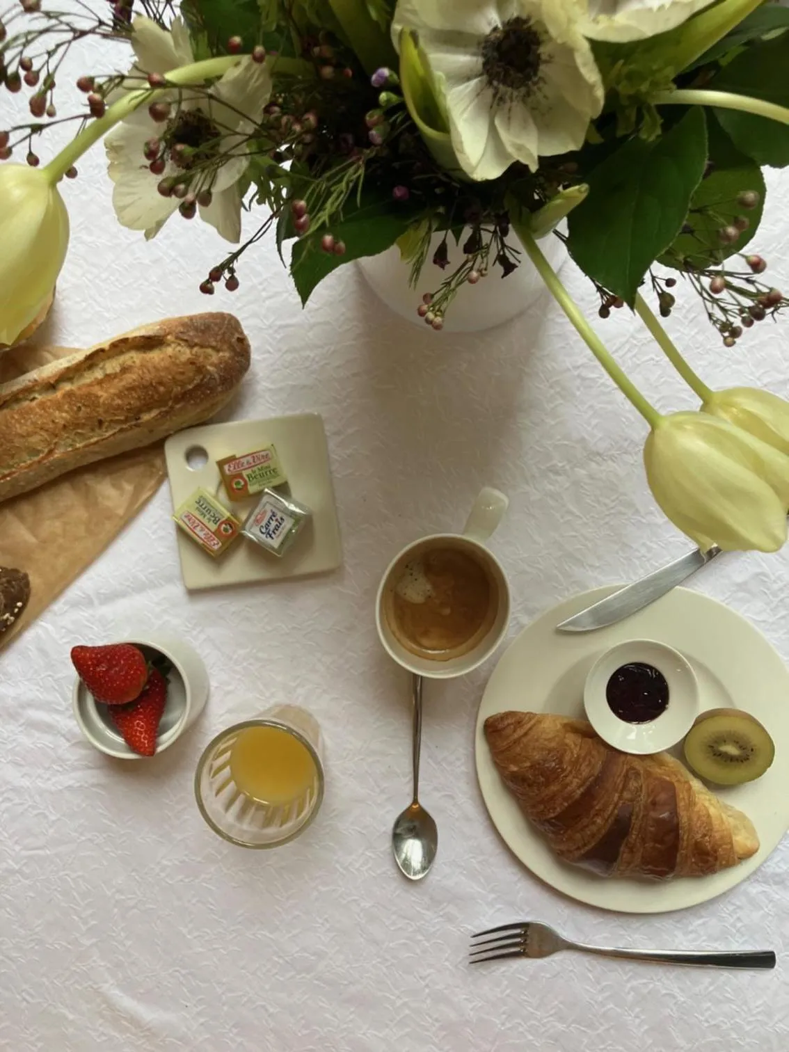 Breakfast in Hotel Val De Loire