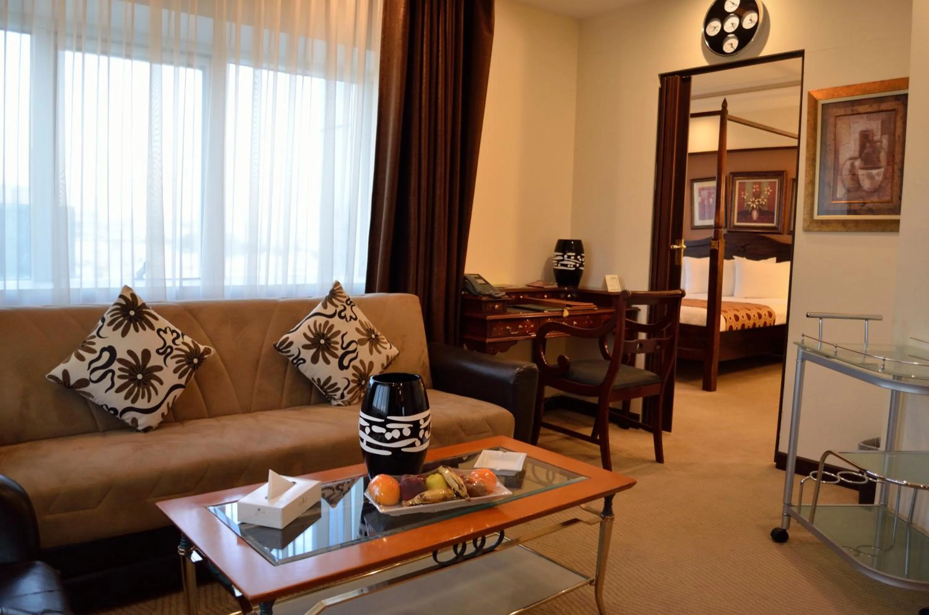 Living room in Larsa Hotel