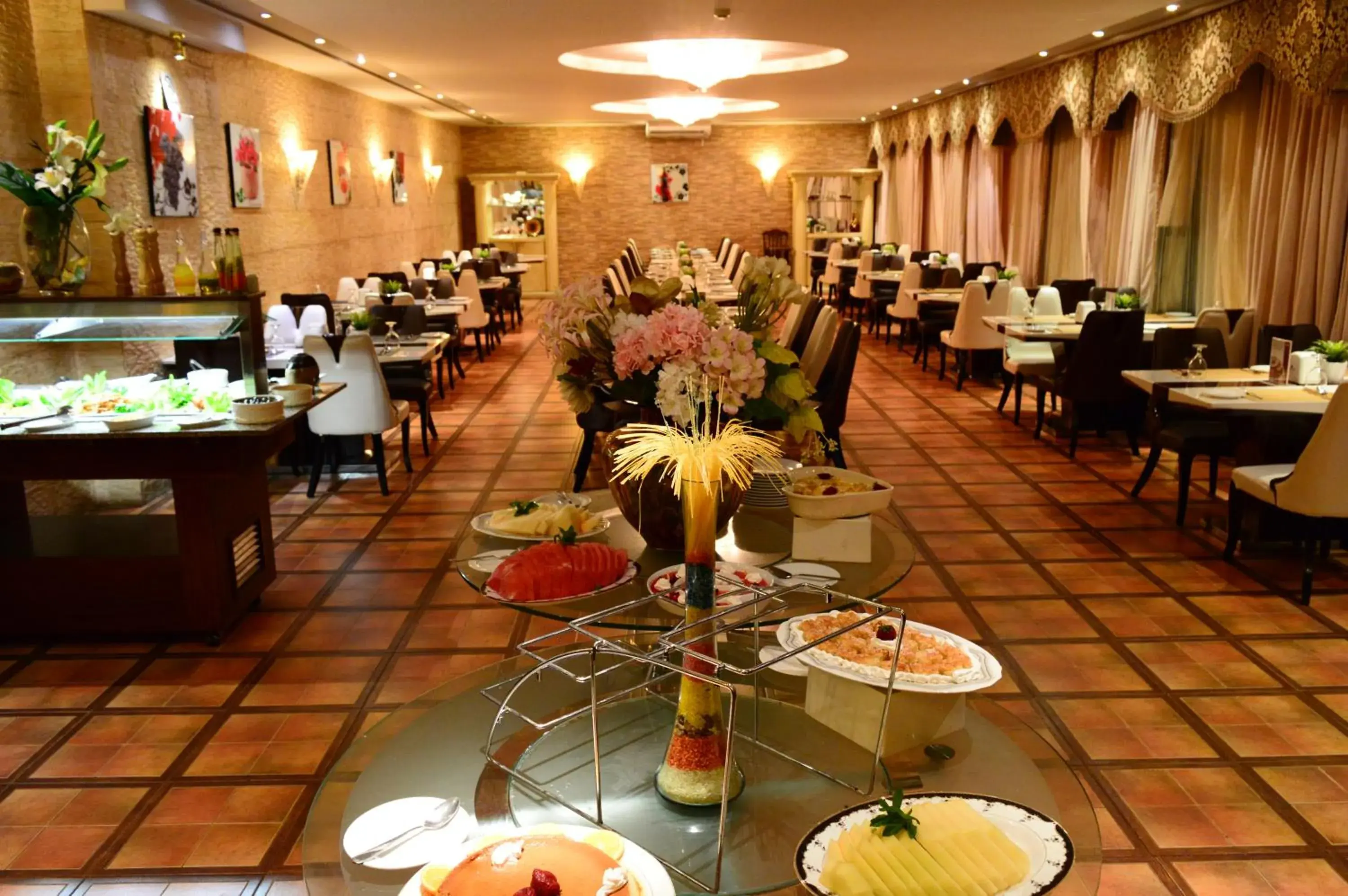 Breakfast in Larsa Hotel Breakfast in Larsa Hotel