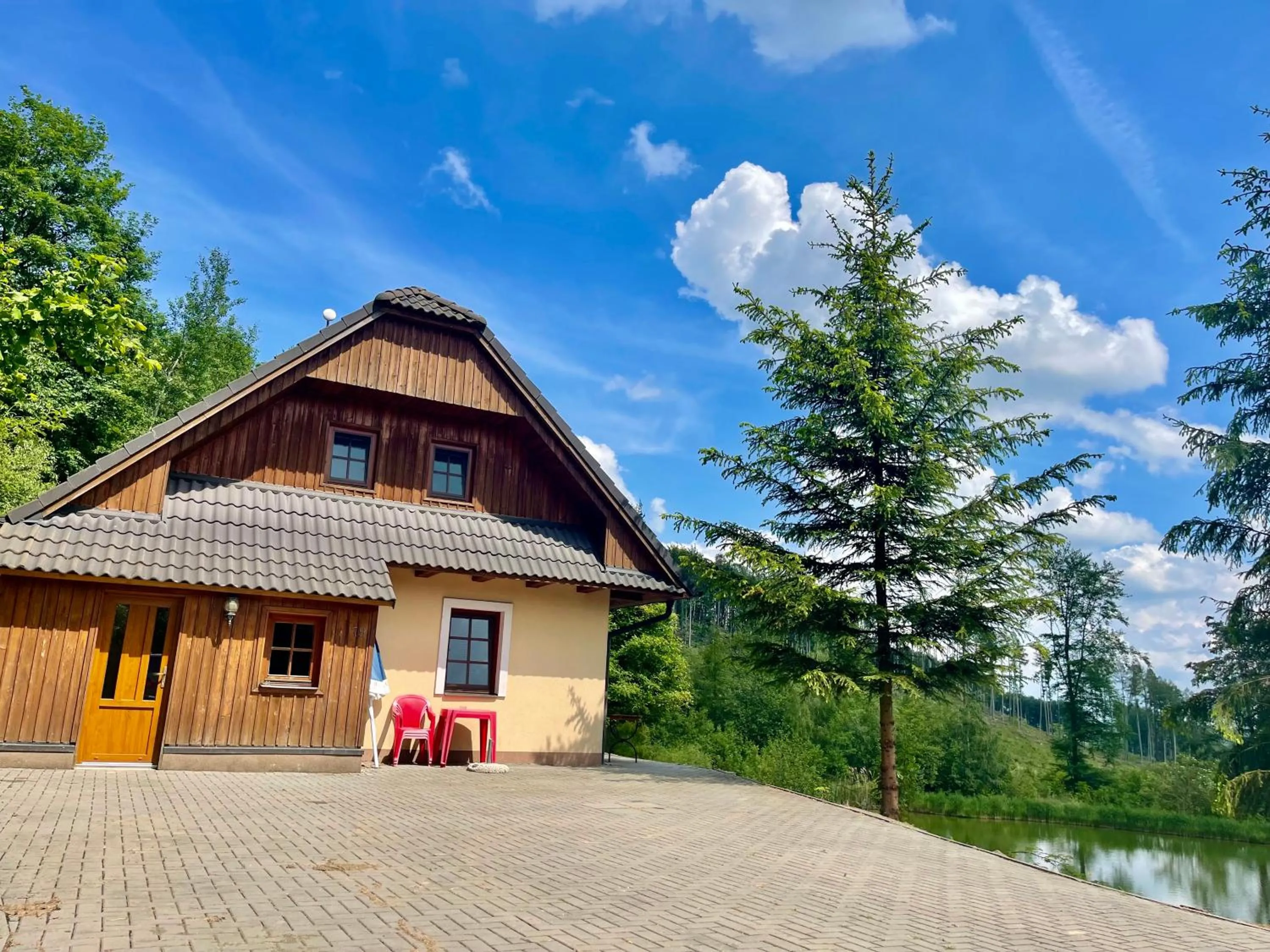 Property building in Rekreační chata Karasín