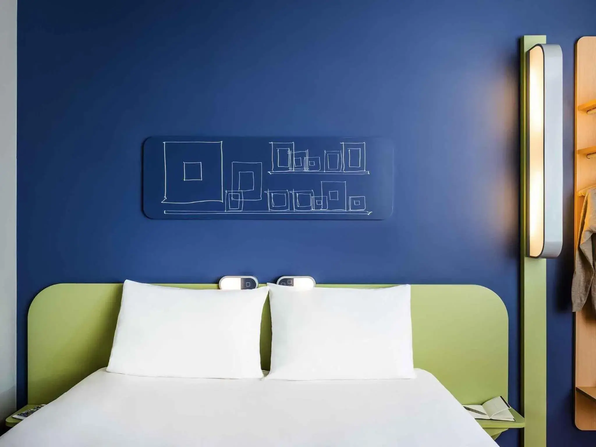 Bedroom, Bed in ibis Budget Pouilly-en-Auxois Bedroom, Bed in ibis Budget Pouilly-en-Auxois