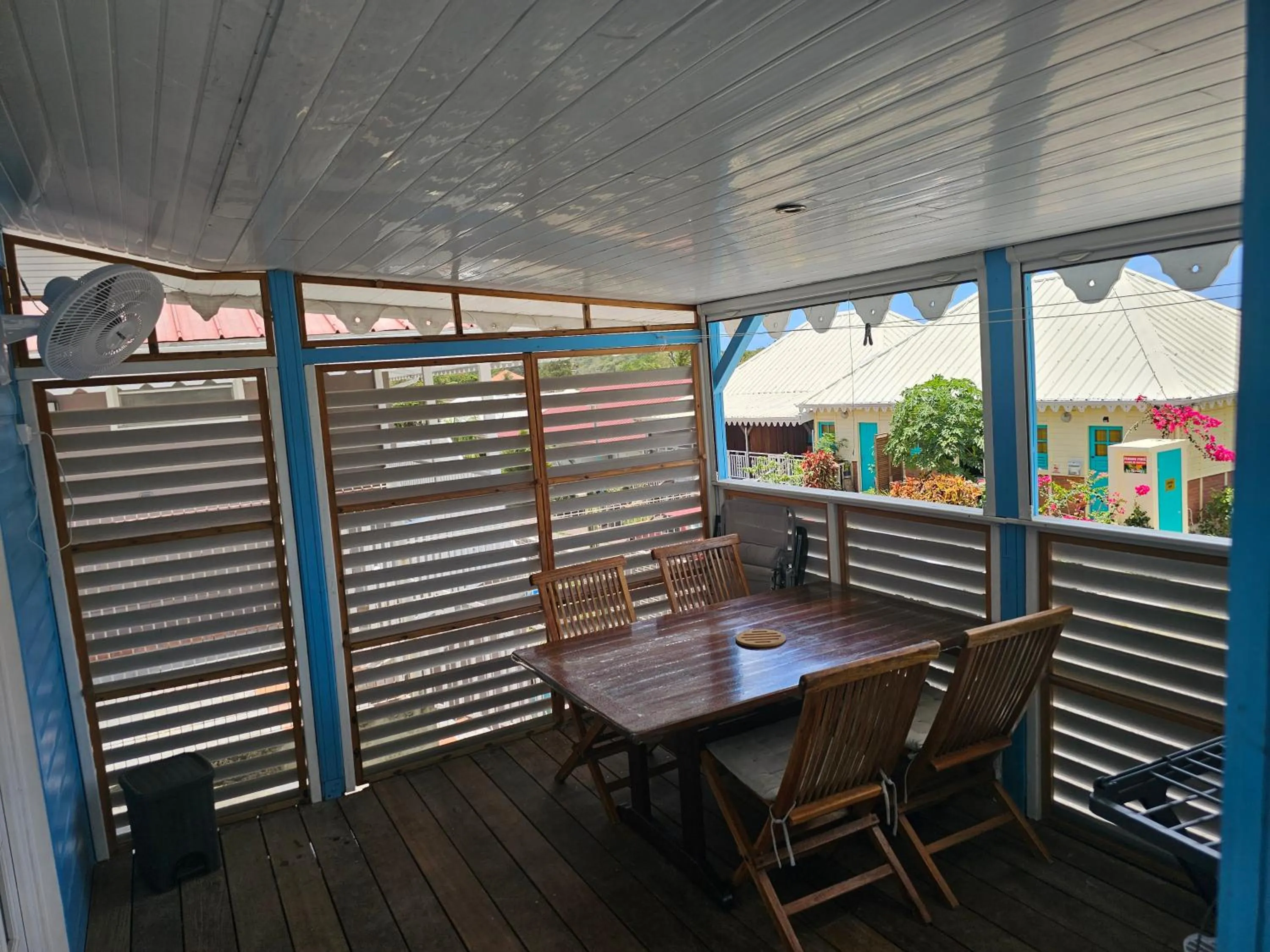 AIGUE MARINE Divaloc