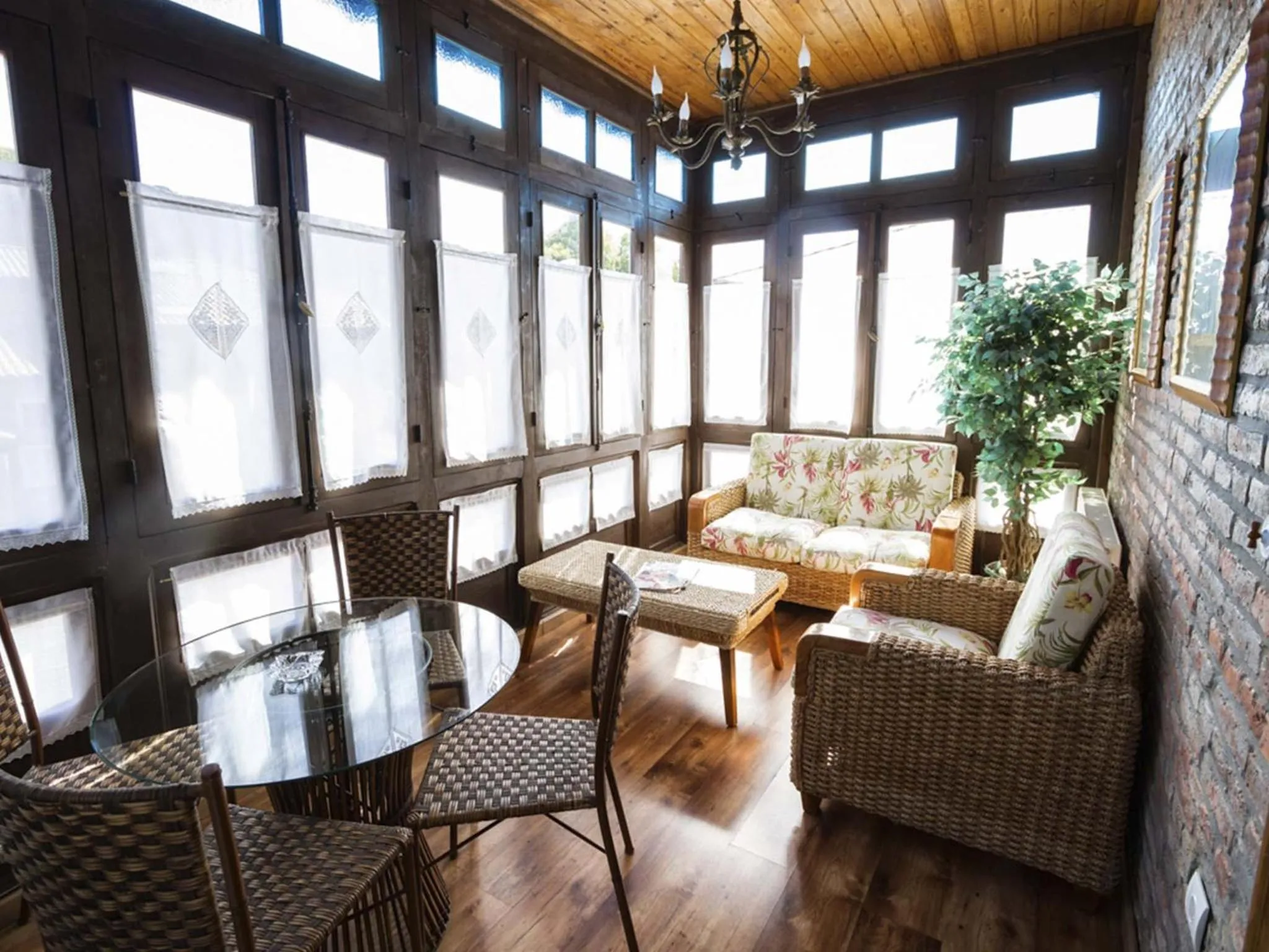 Lounge or bar in La Casona de Sobrepiedra