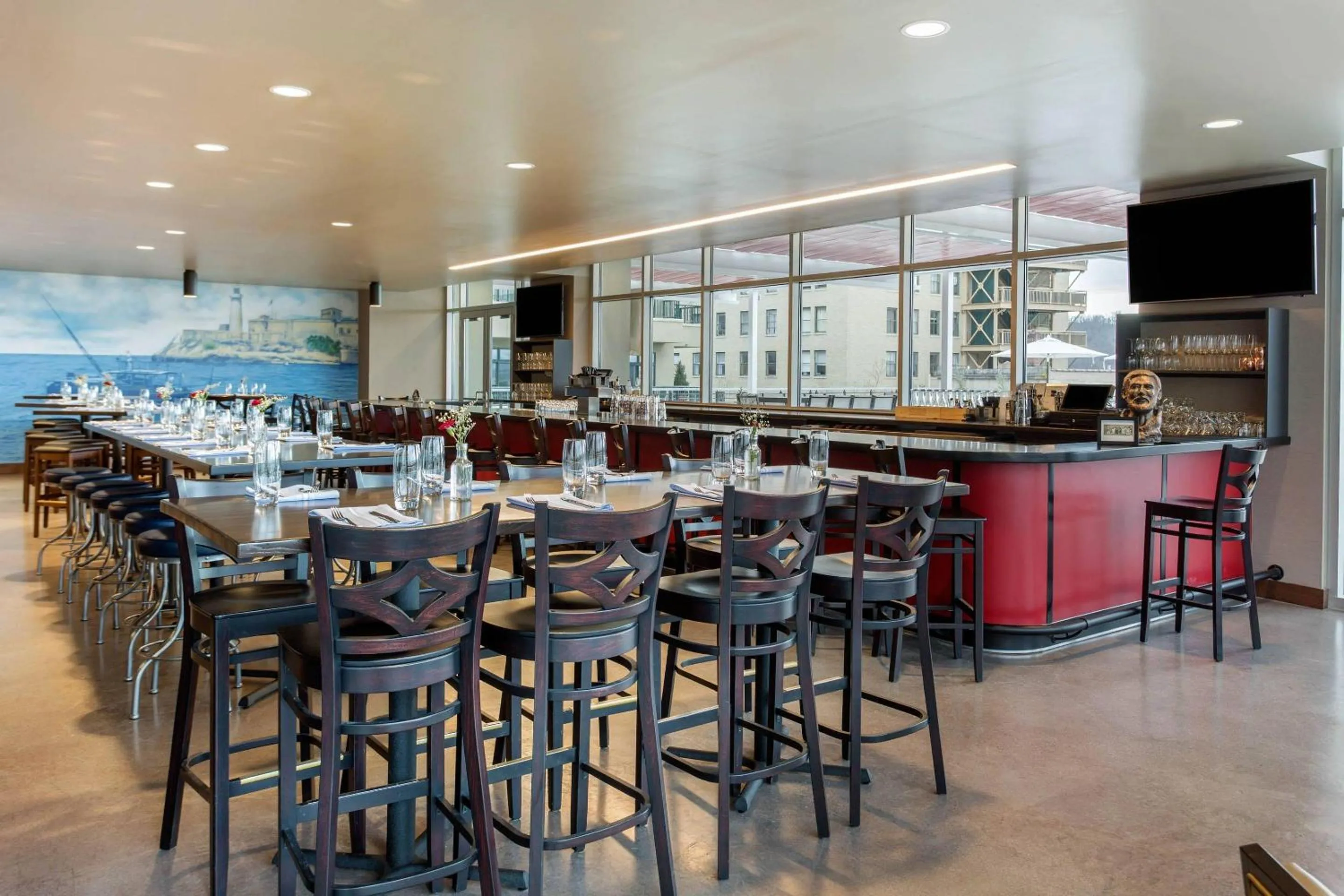 Restaurant/places to eat in Cambria Hotel Downtown Asheville