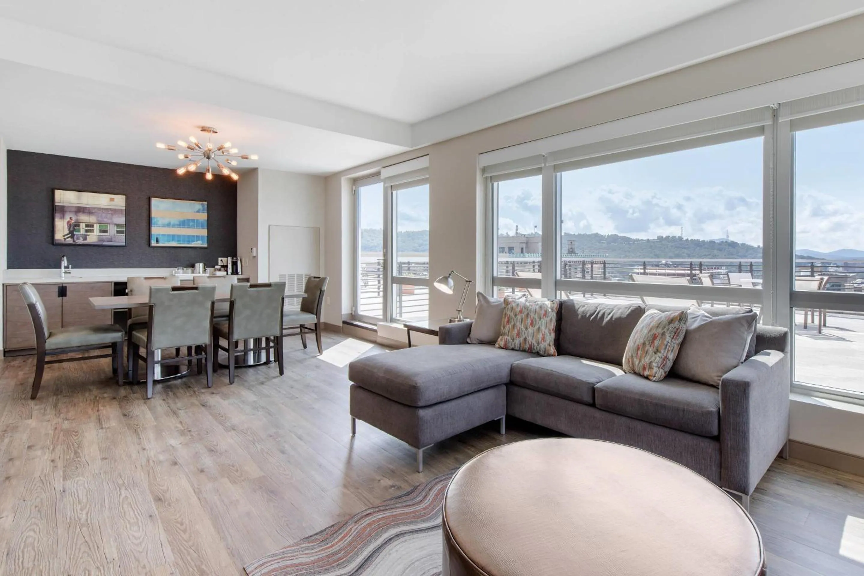 Bedroom in Cambria Hotel Downtown Asheville