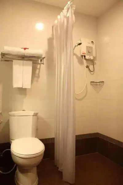 Bathroom in Kuiburi Hotel & Resort Bathroom in Kuiburi Hotel & Resort