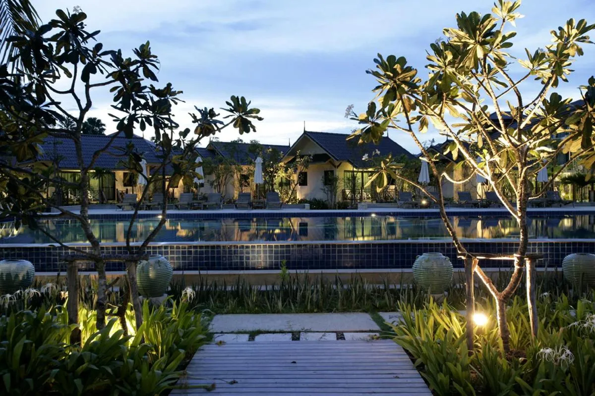 Swimming pool in Kuiburi Hotel & Resort