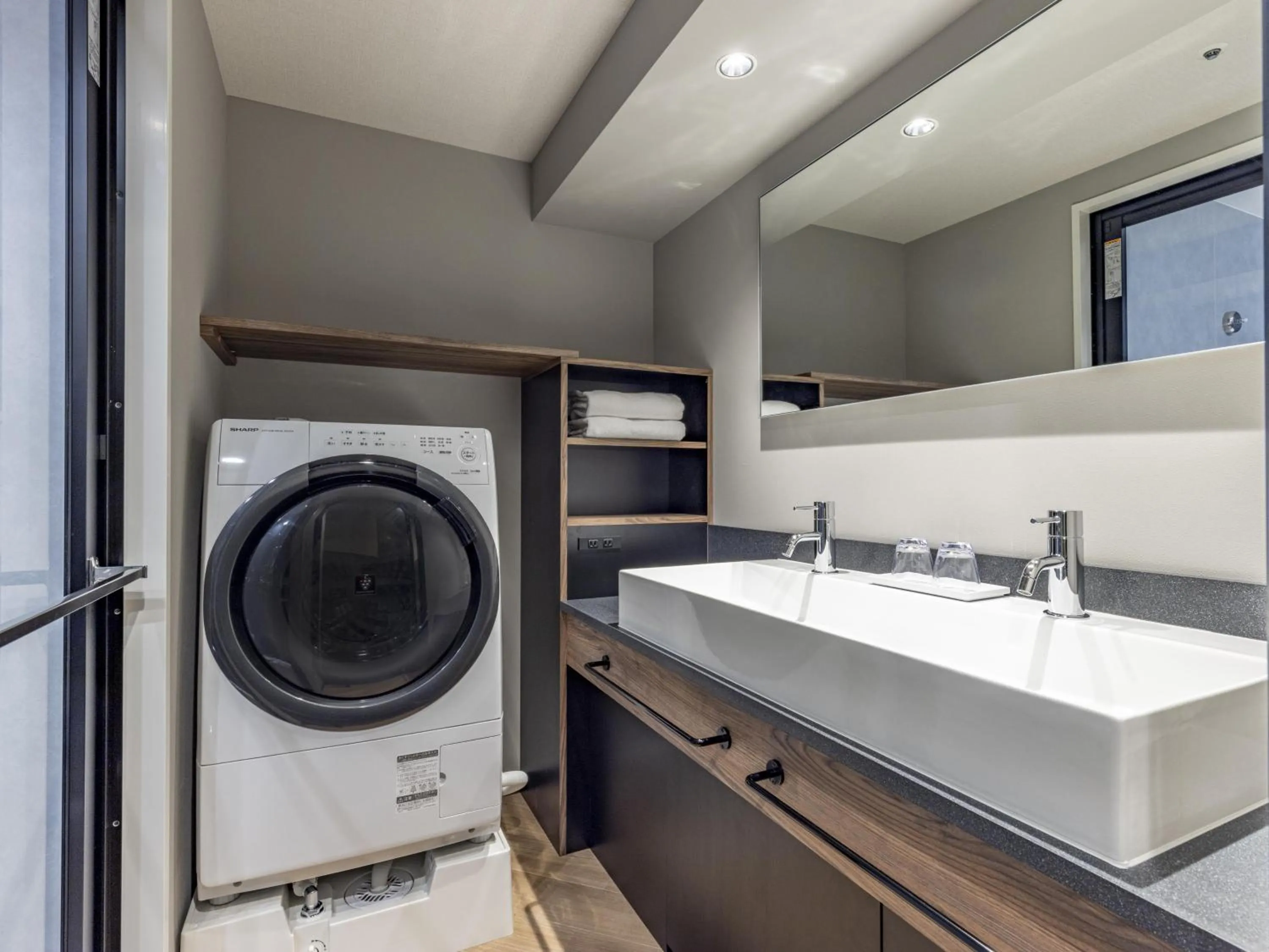 Photo of the whole room in Tokyu Stay Nishi Shinjuku